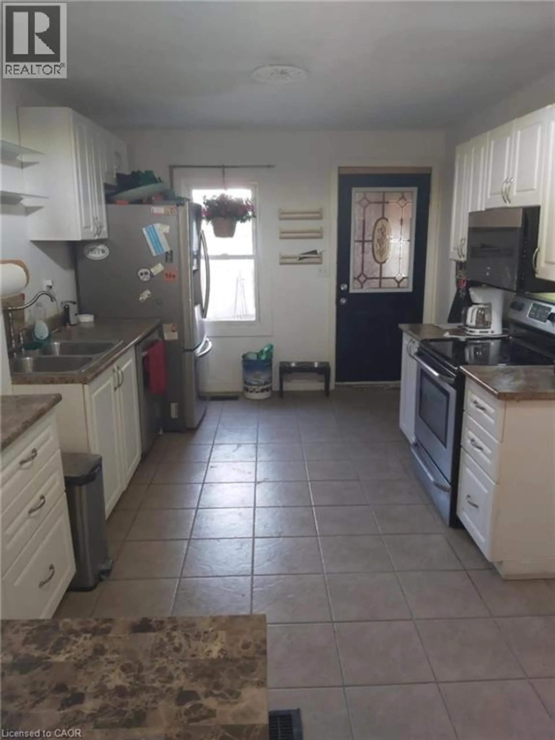 82 CAMBRIDGE Avenue - Image 4