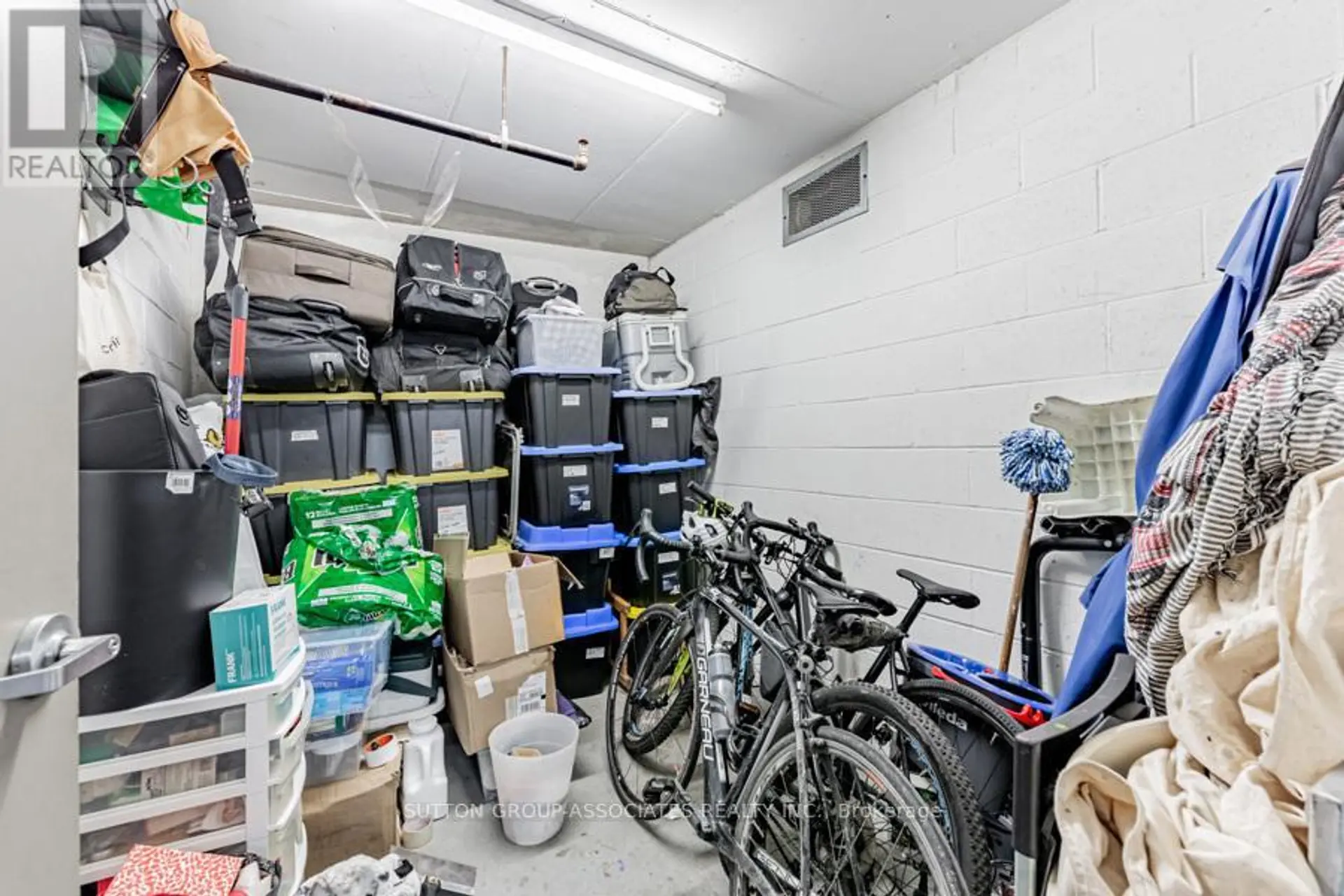 #110 628 FLEET STREET - Image 17