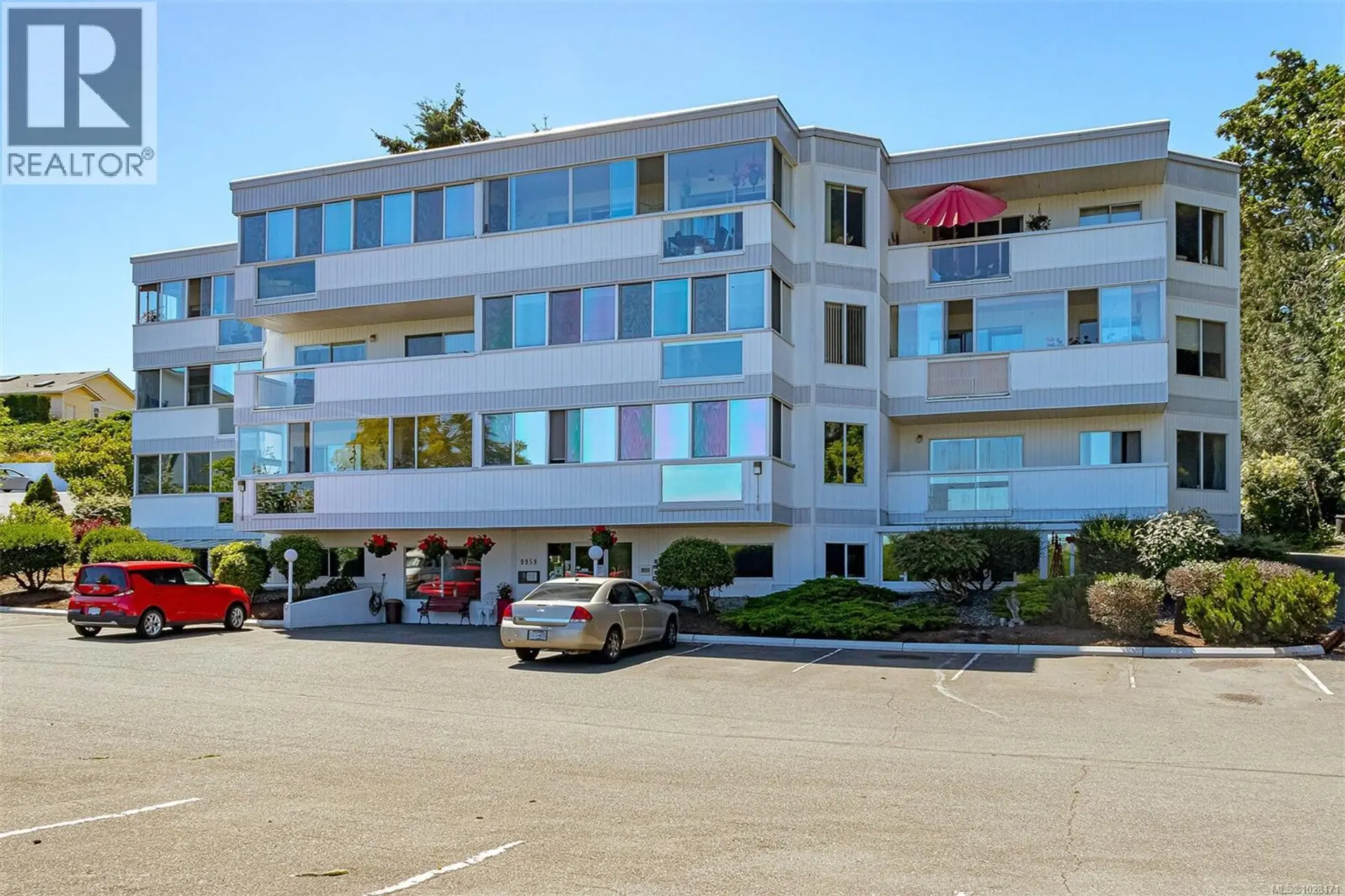 Property at #404 9958 Daniel St, Chemainus, BC