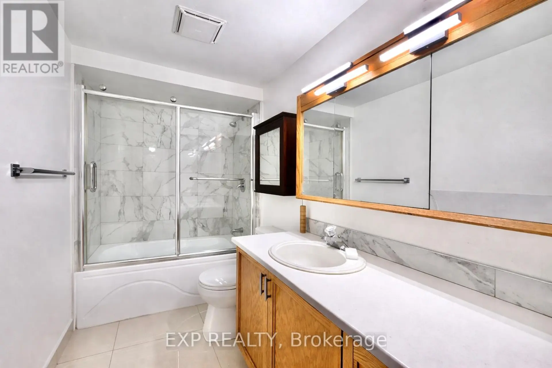 11C SONNET CRESCENT - Image 11