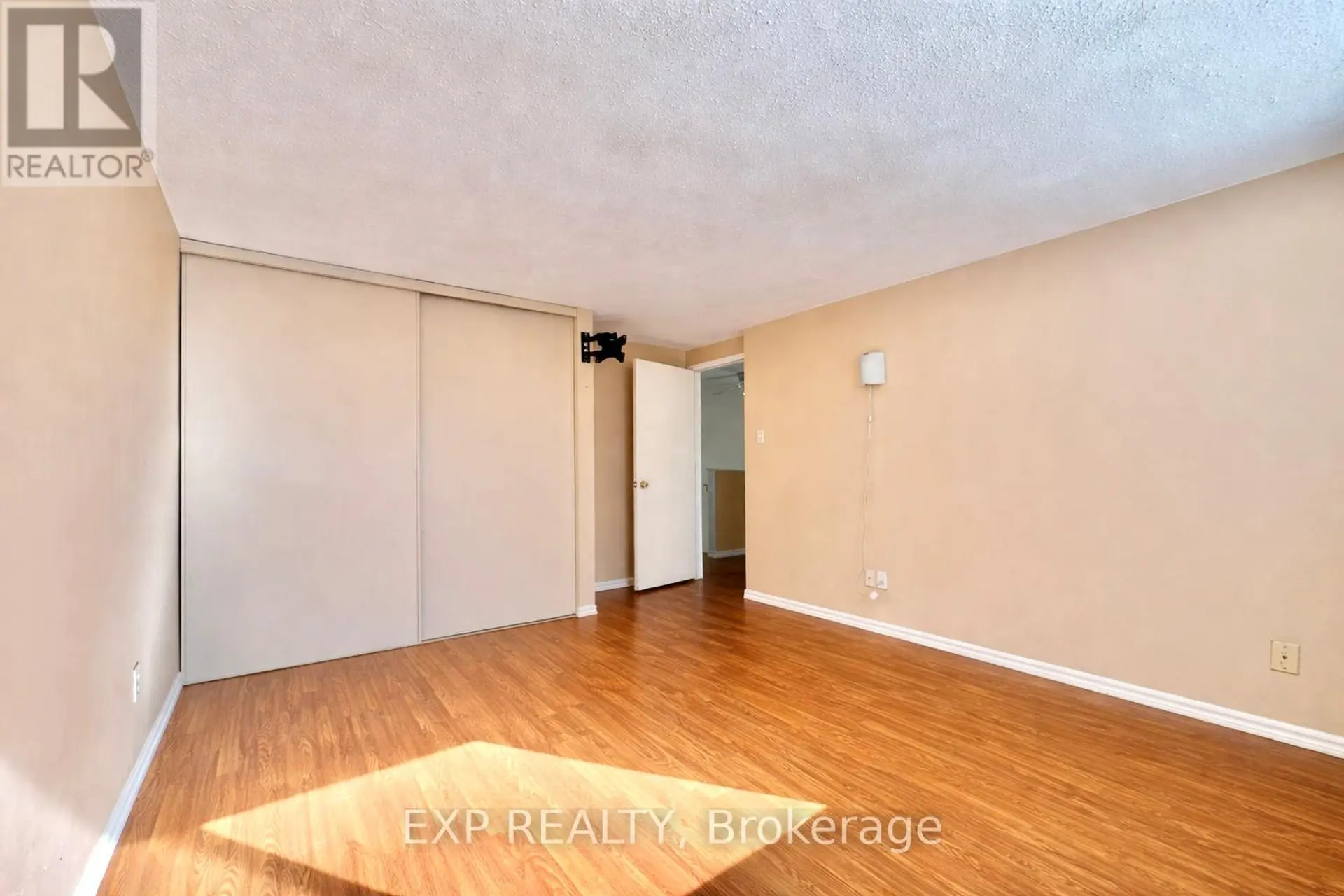 11C SONNET CRESCENT - Image 12