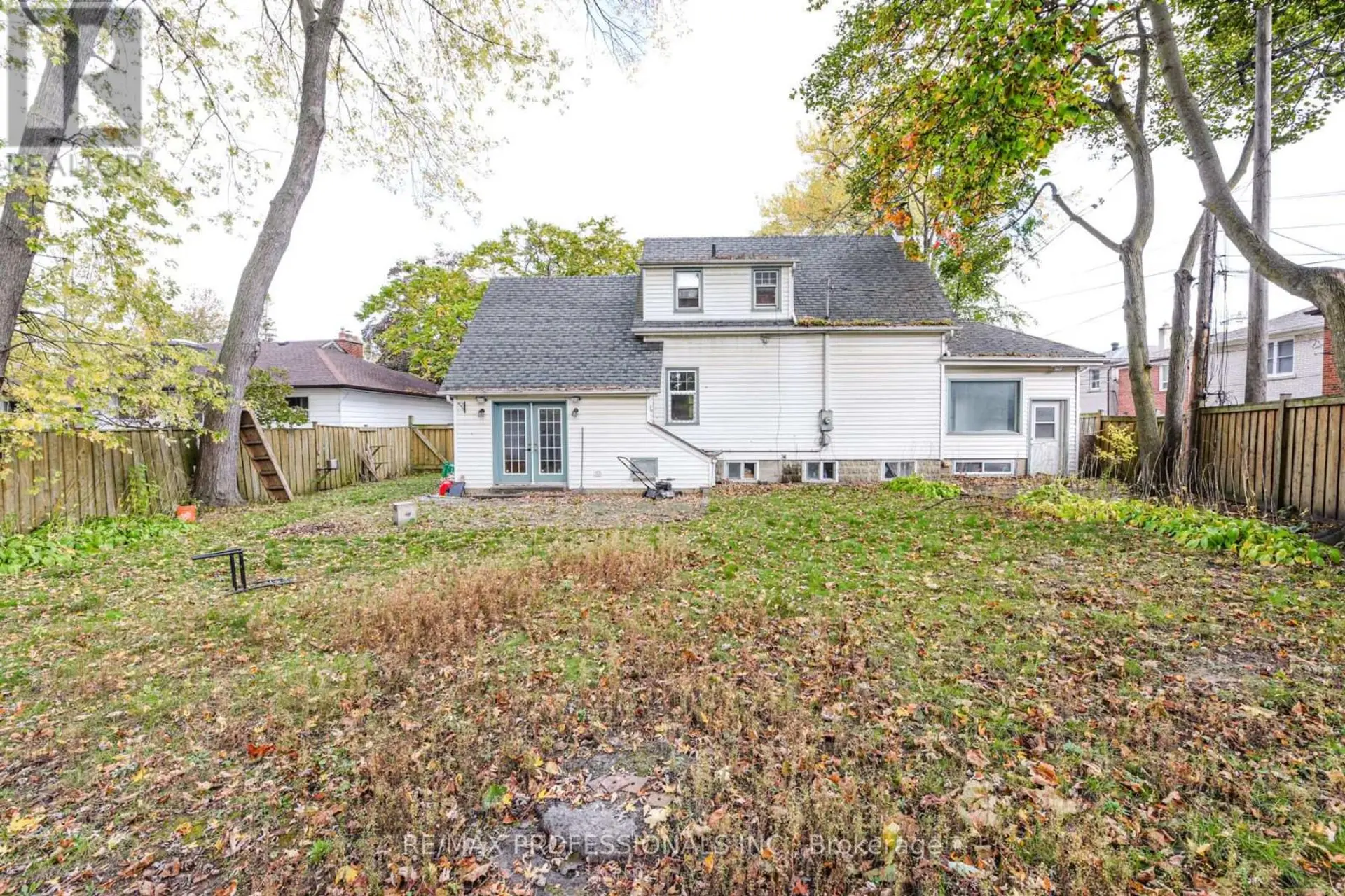 10 BROADVIEW AVENUE - Image 11
