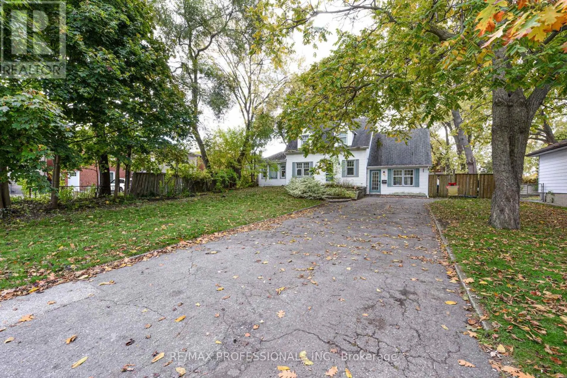 10 BROADVIEW AVENUE - Image 3