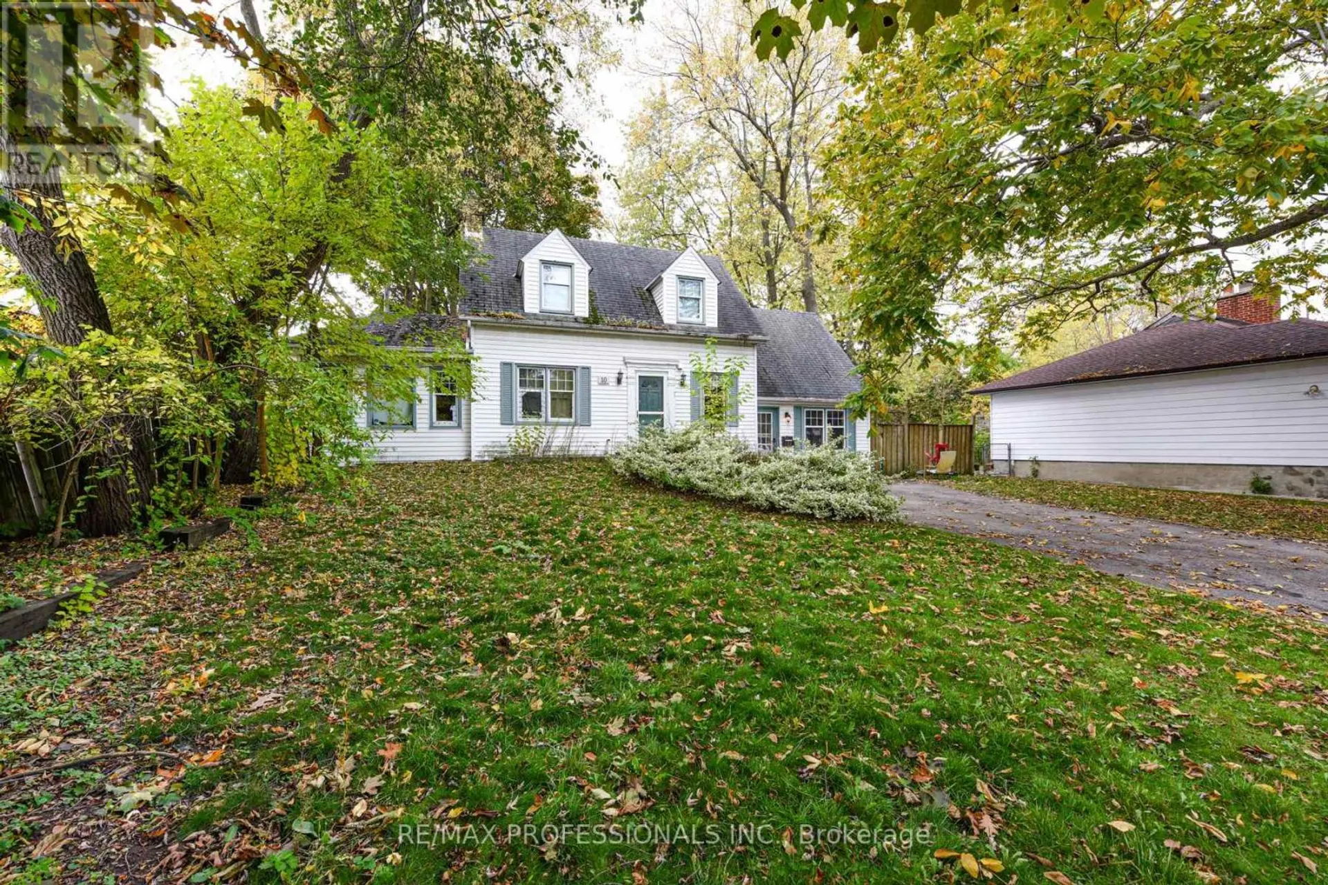 10 BROADVIEW AVENUE - Image 6