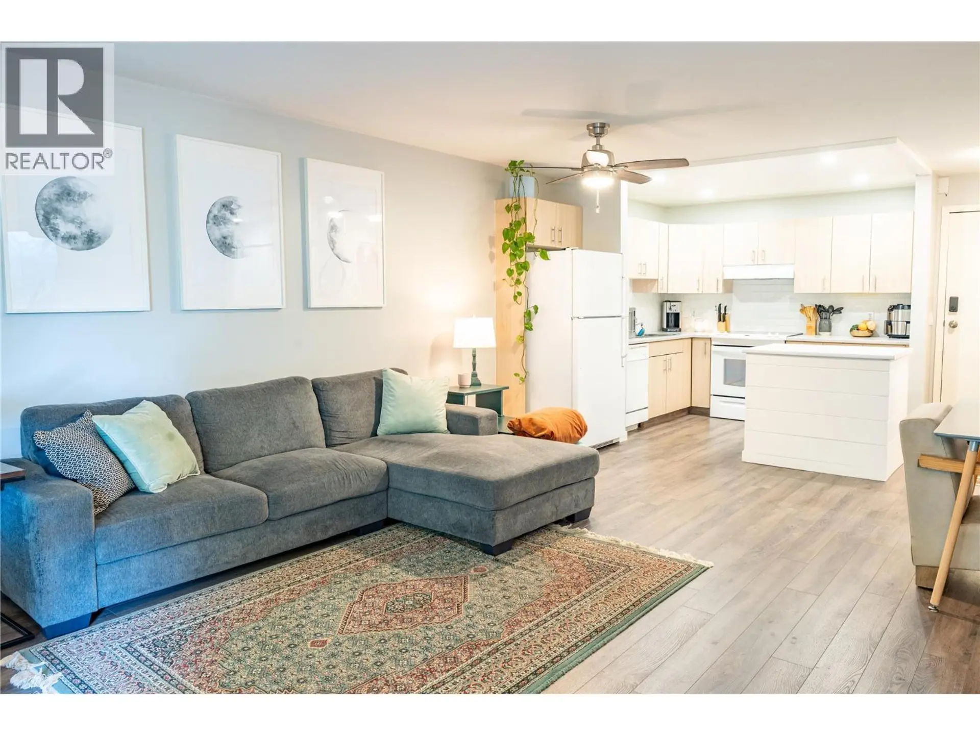 Property at #304 240 HOLLYWOOD ROAD N, Kelowna, BC