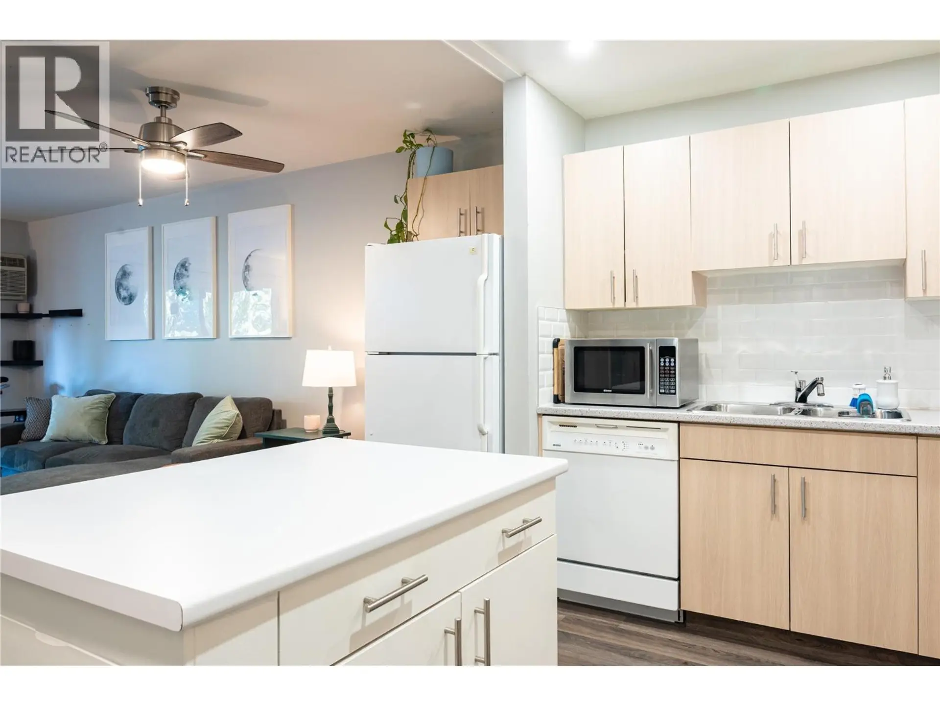 Property at #304 240 HOLLYWOOD ROAD N, Kelowna, BC