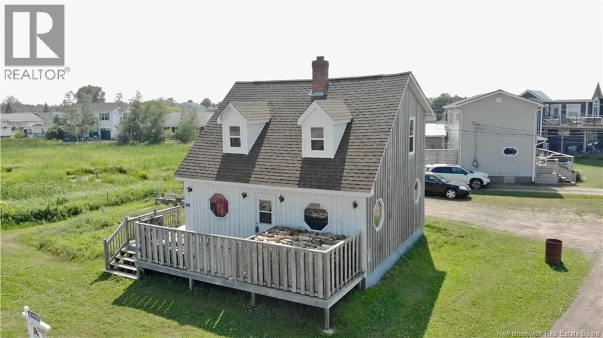 22 BEACH STREET - Image 3