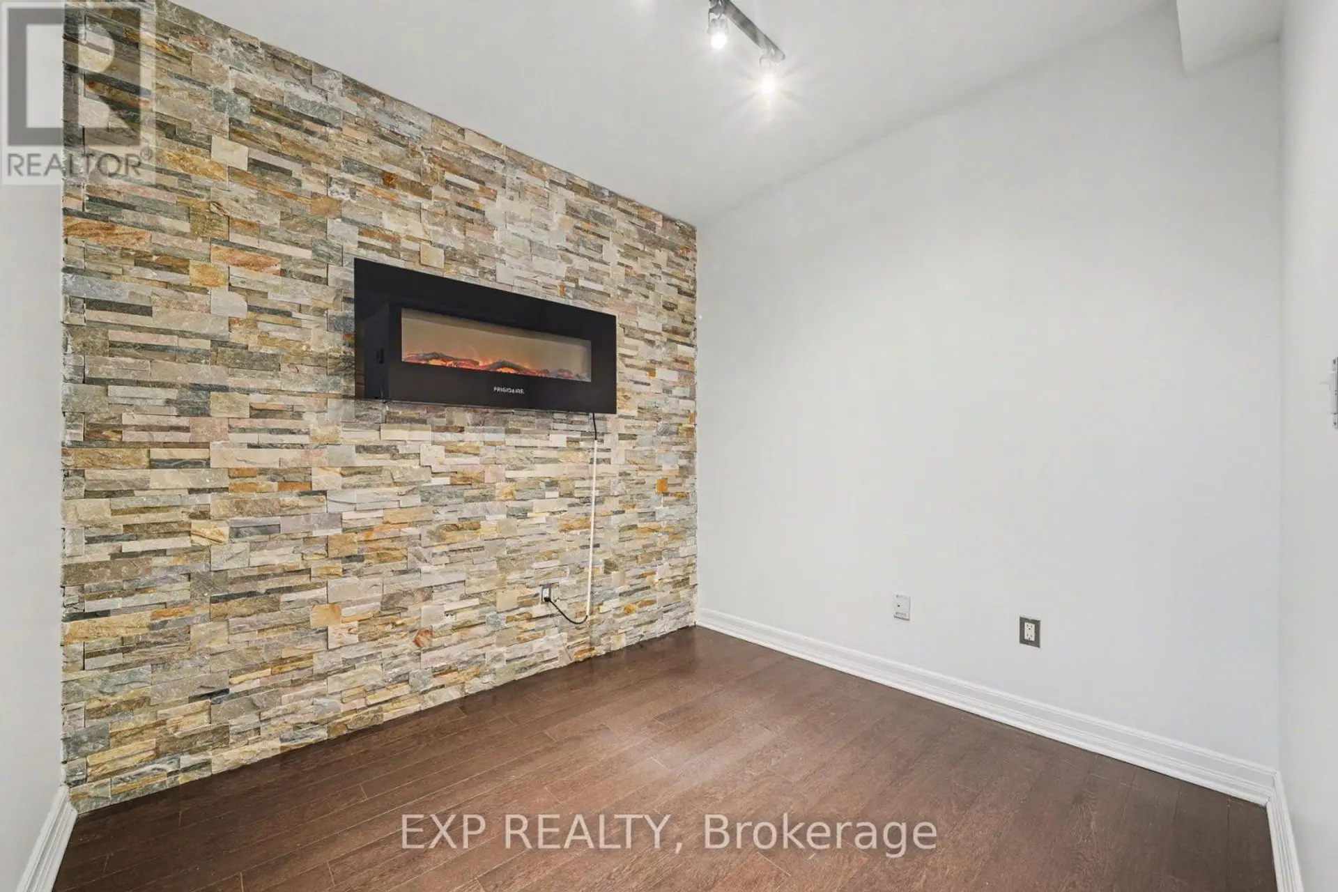 #510 238 BESSERER STREET - Image 8