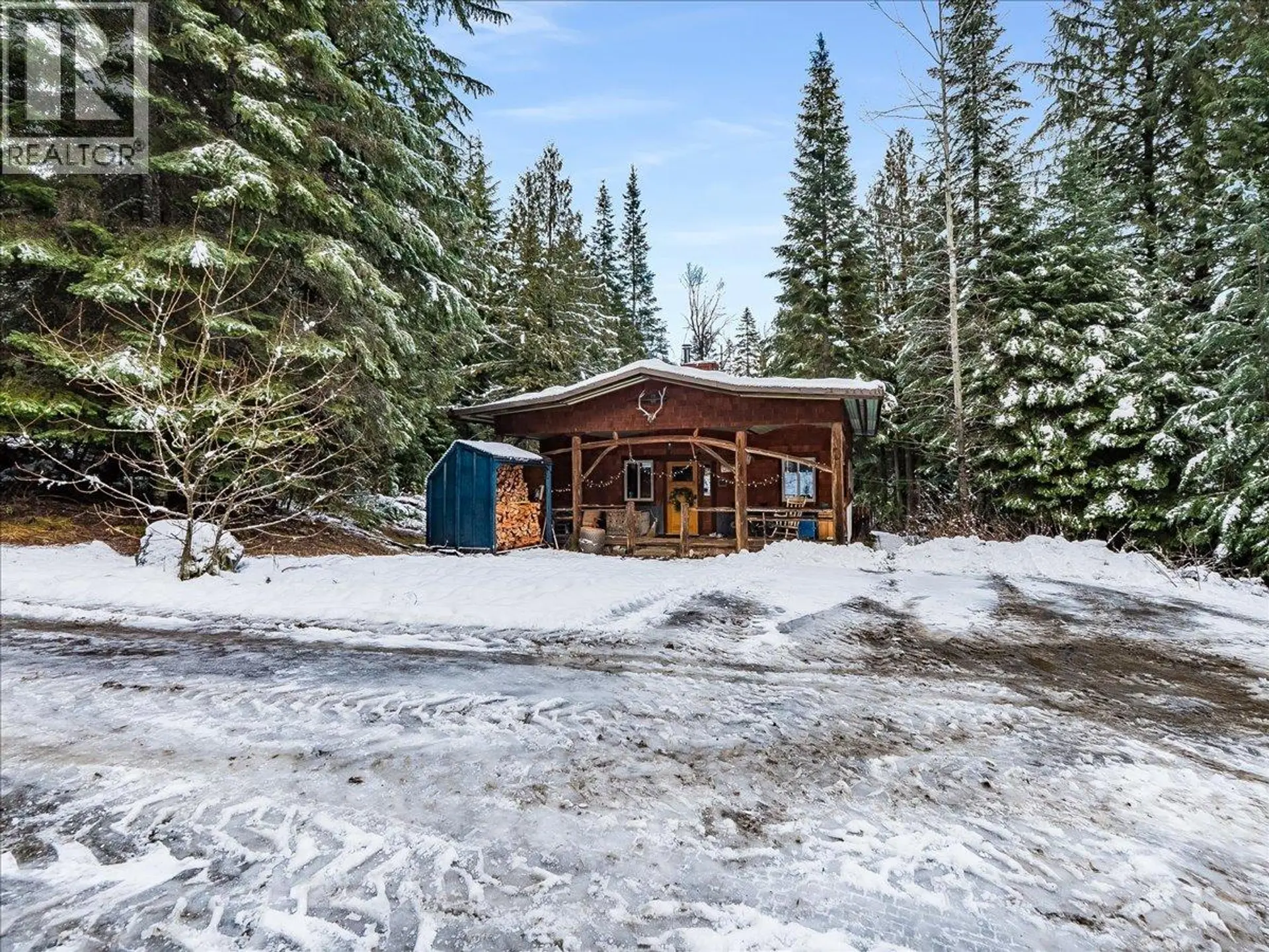 Property at 6610 6 Highway, Ymir, BC