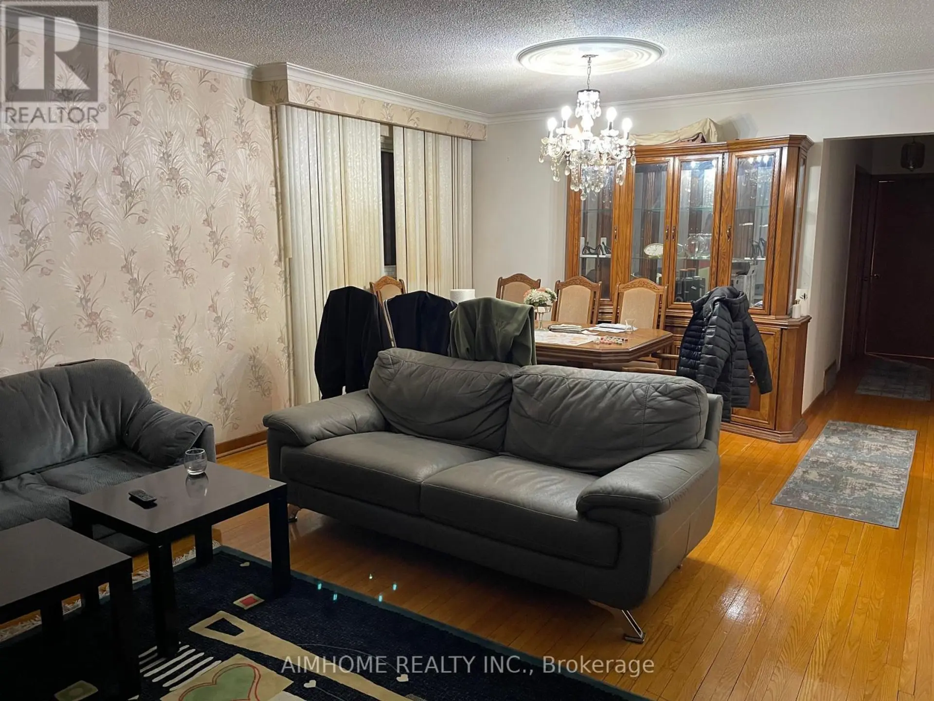 170 GRACEFIELD AVENUE - Image 9