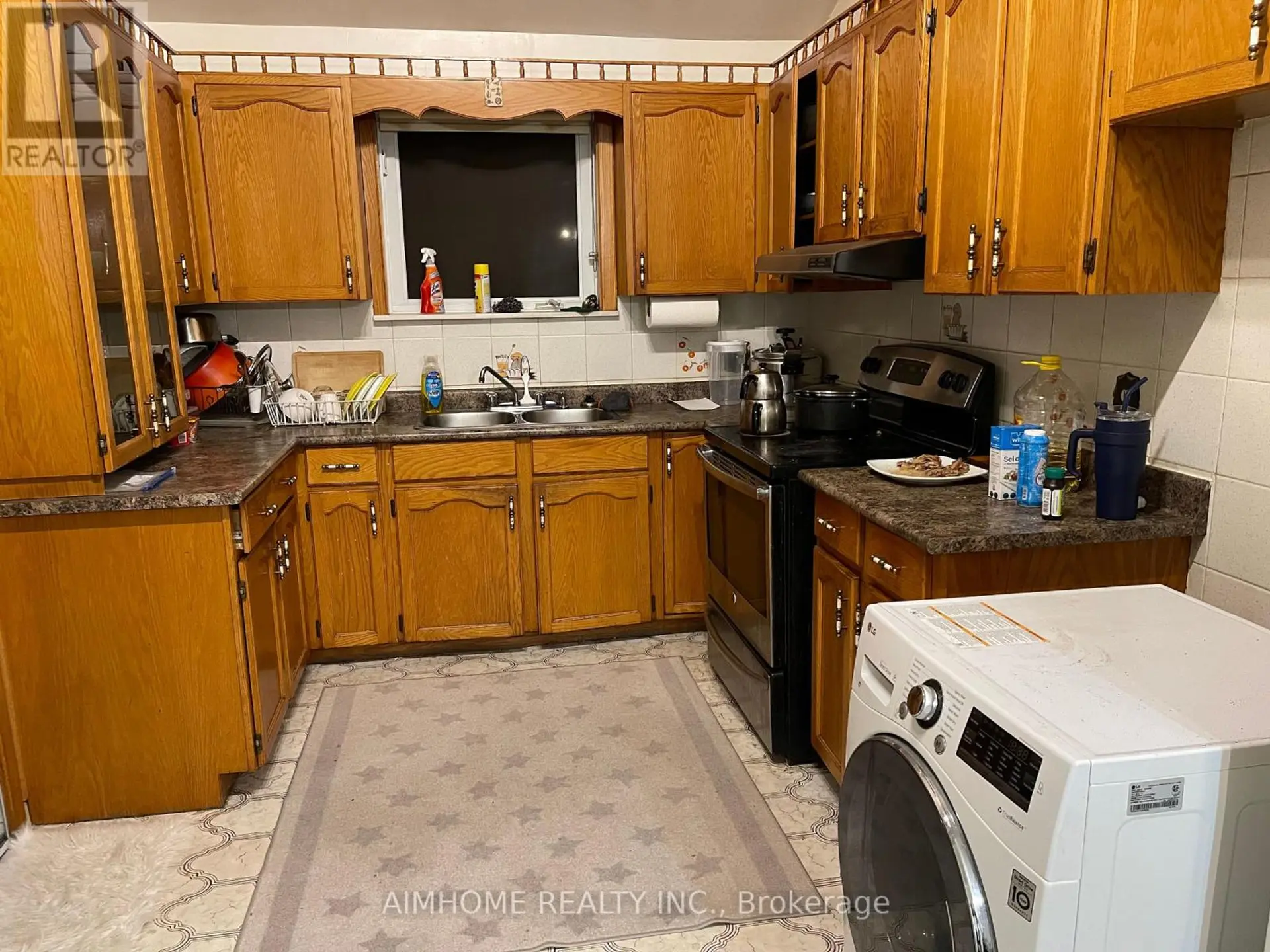 170 GRACEFIELD AVENUE - Image 5