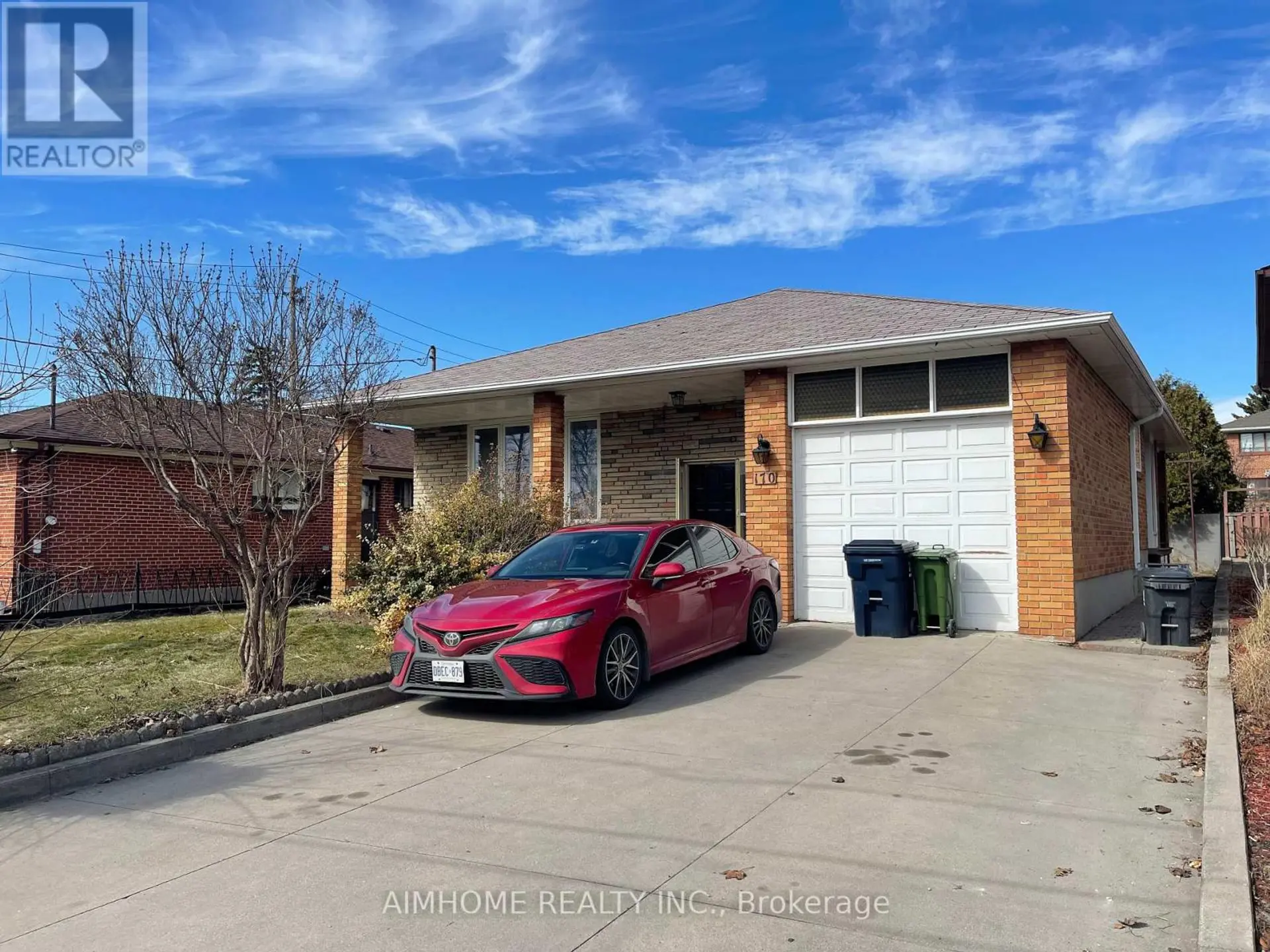 170 GRACEFIELD AVENUE - Image 2