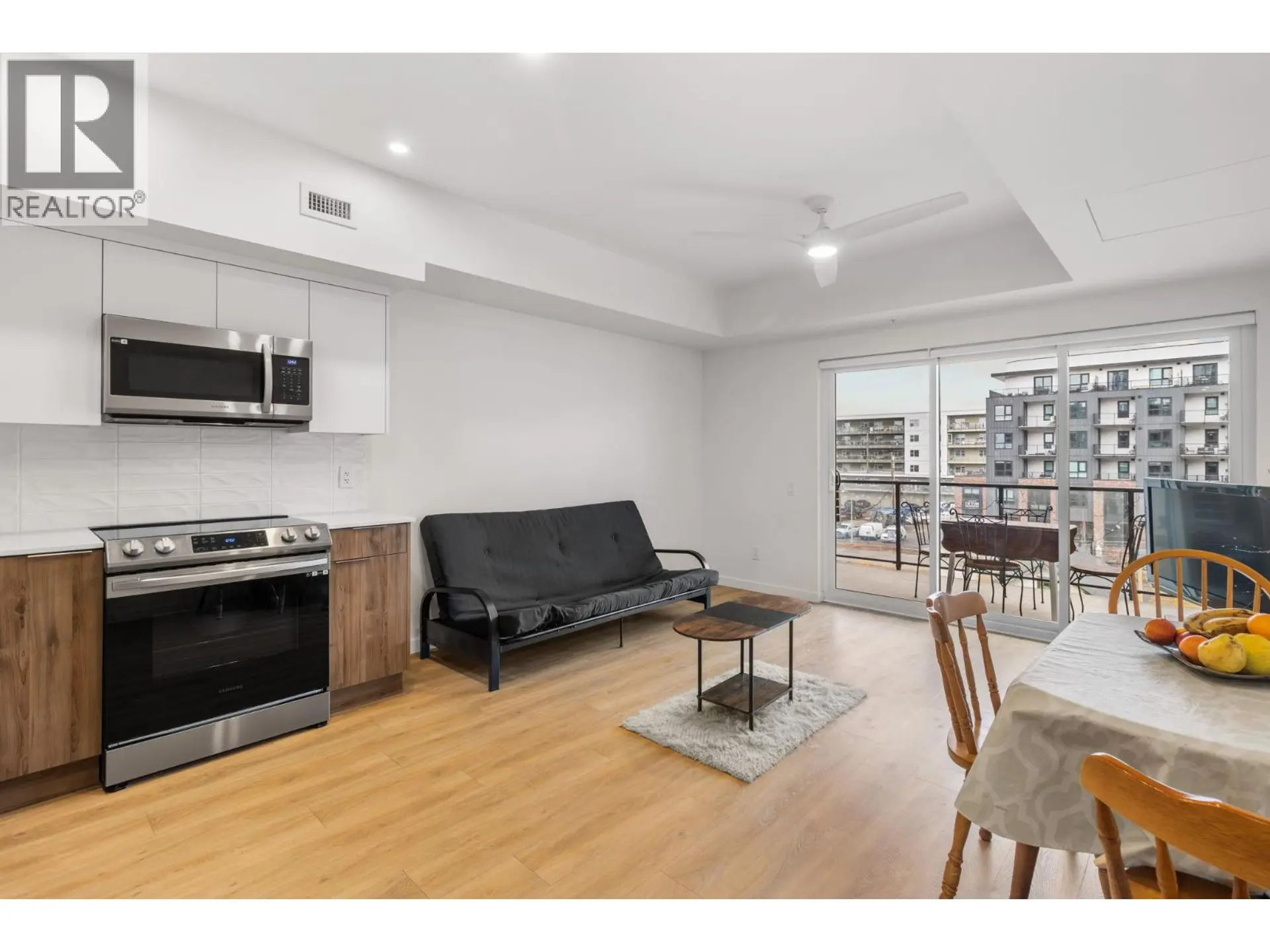 Property at #404 604 CAWSTON AVENUE, Kelowna, BC