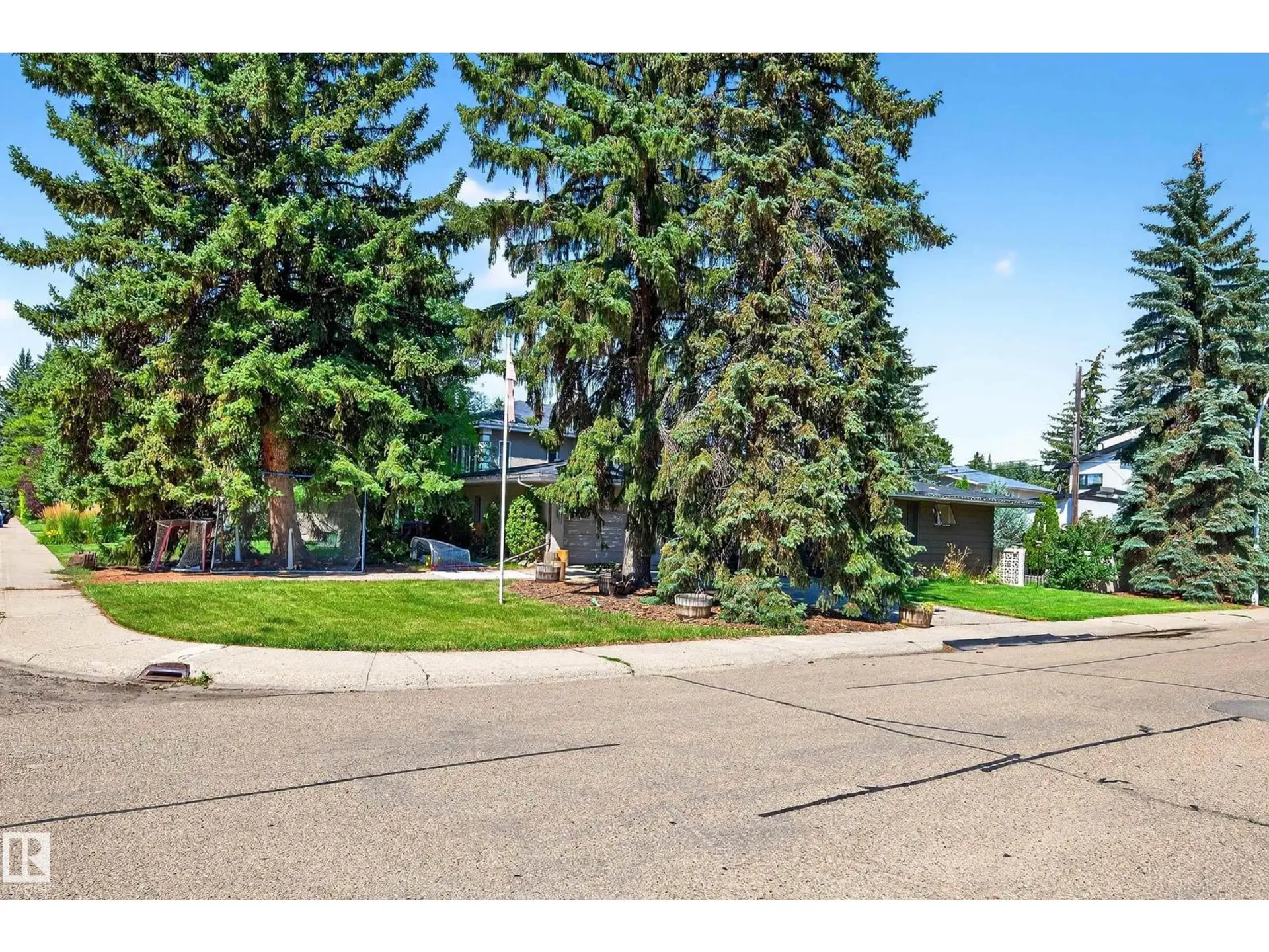 8804 138 ST NW - Image 9