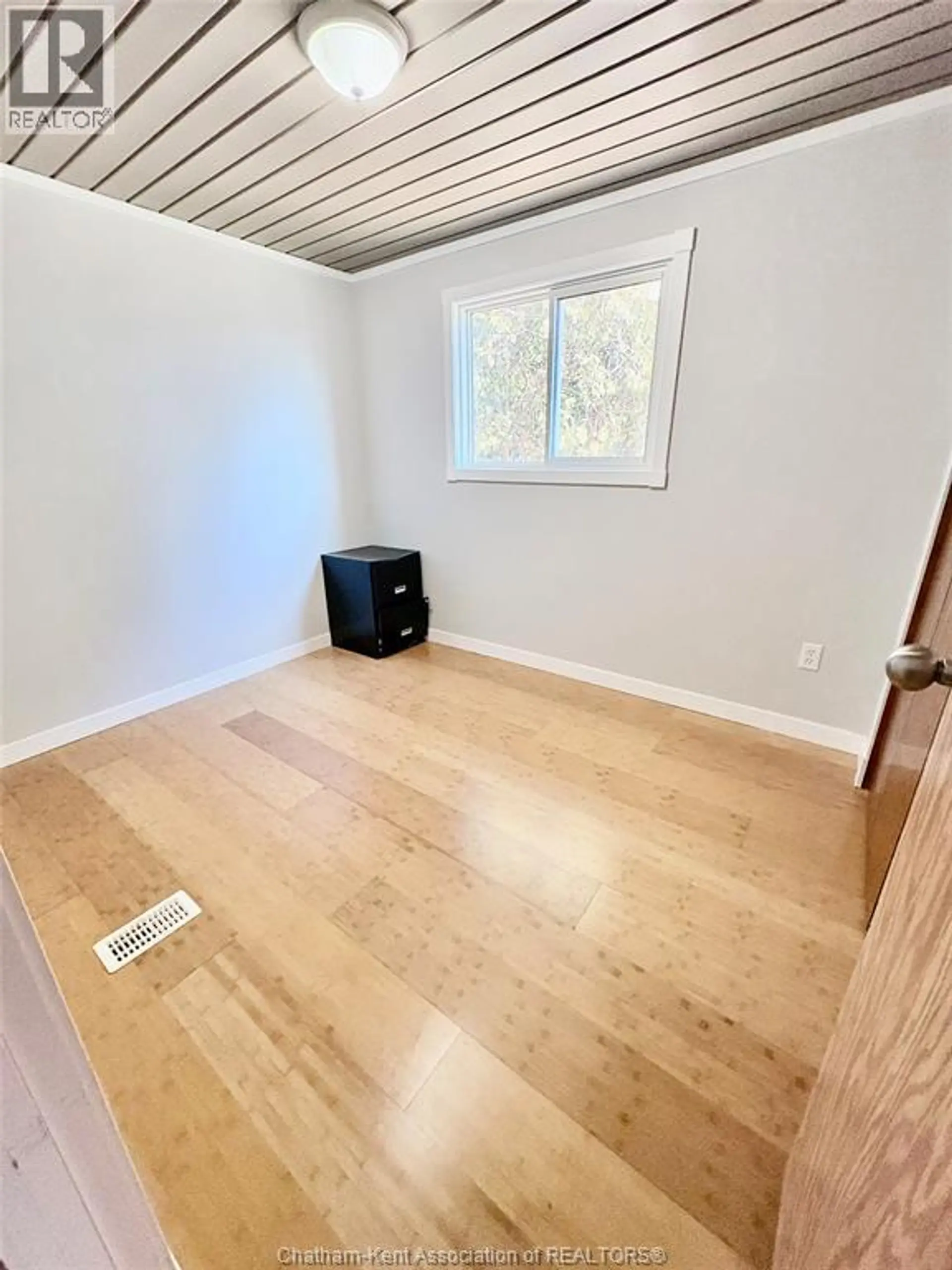 #51 9480 LONGWOODS ROAD - Image 13