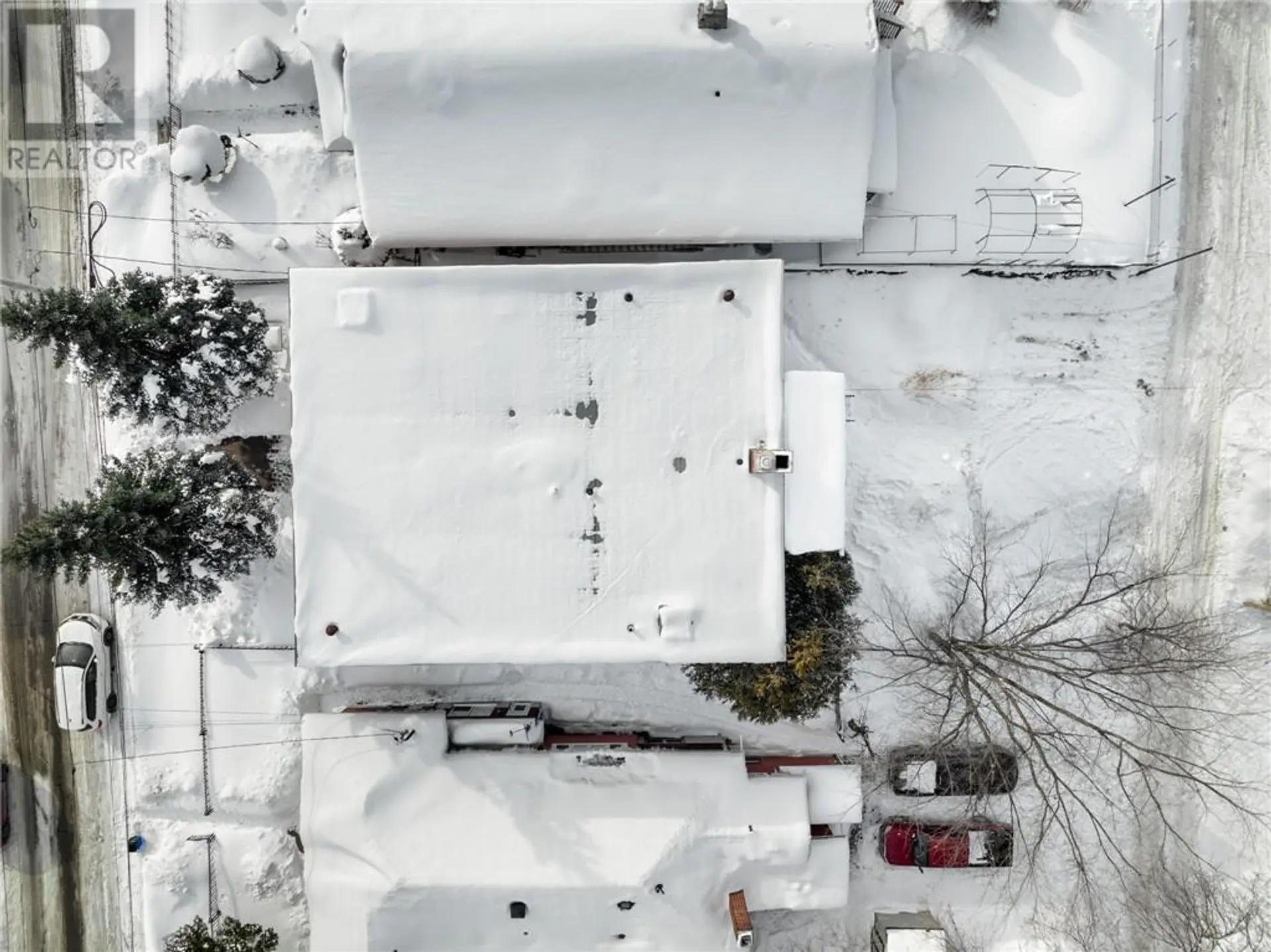226 OAK STREET - Image 3
