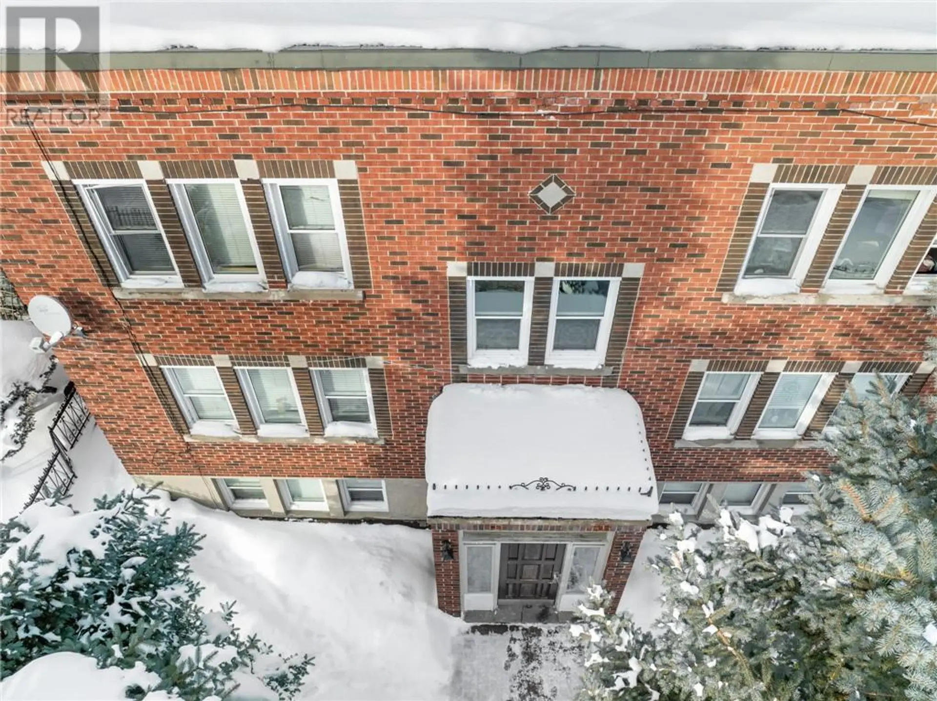 226 OAK STREET - Image 7