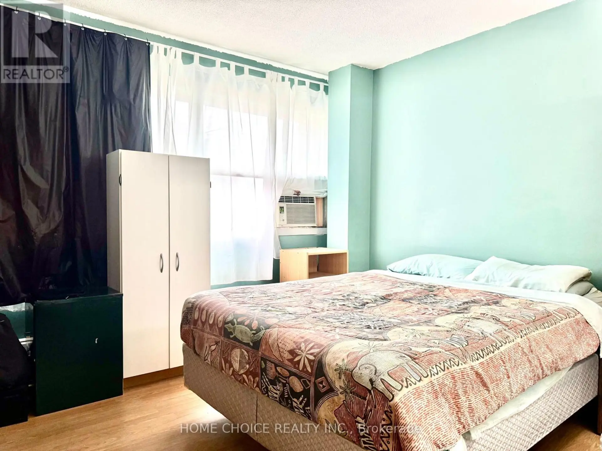 #404 100 LEEWARD GLENWAY - Image 17