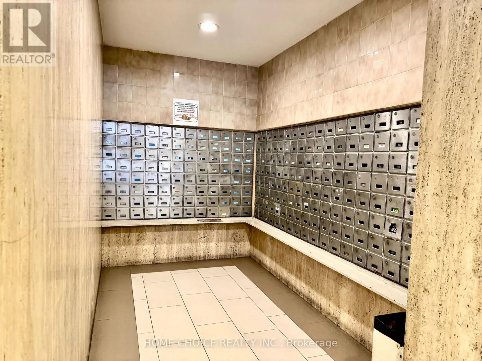 #404 100 LEEWARD GLENWAY - Image 4