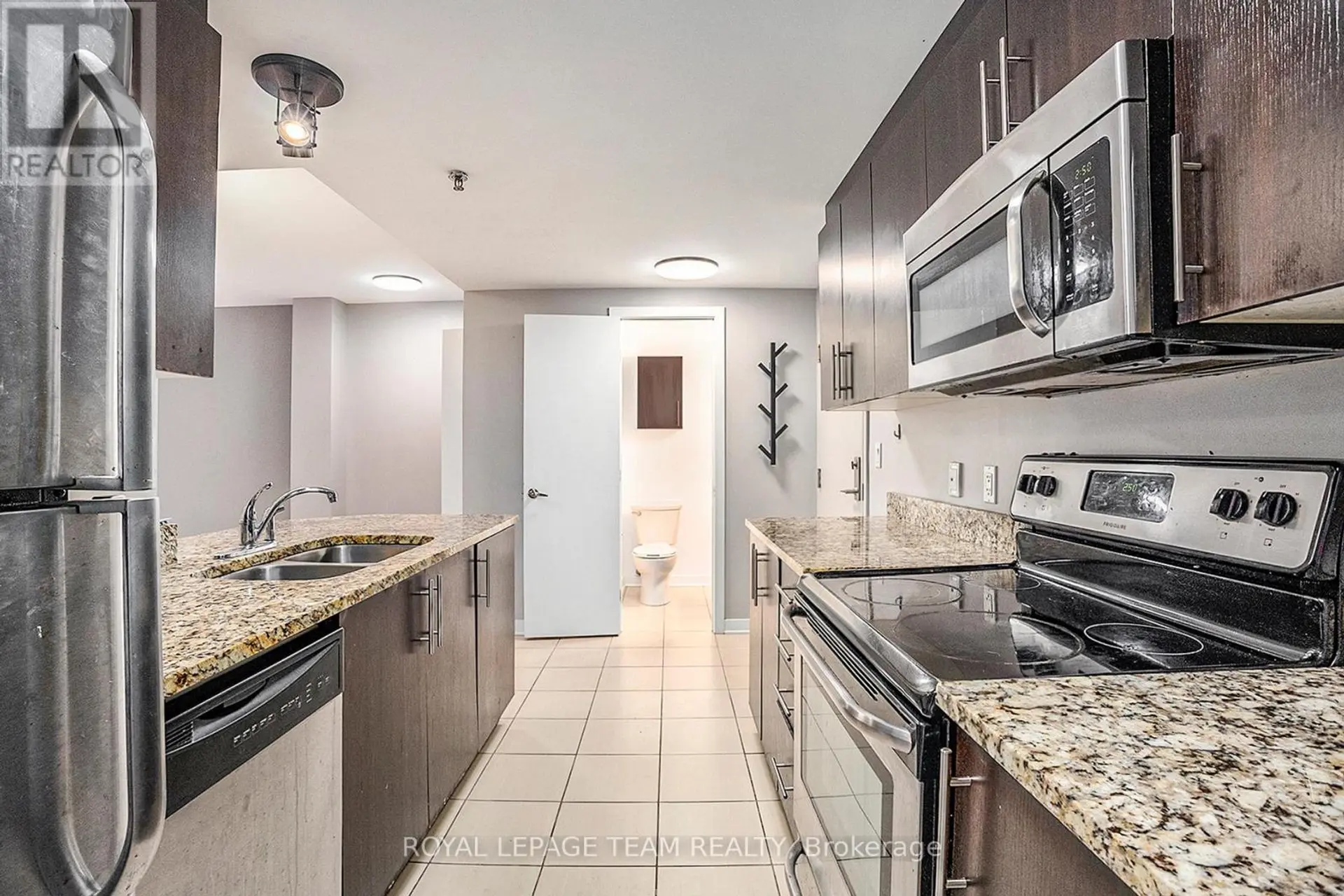 #404 456 KING EDWARD AVENUE - Image 5