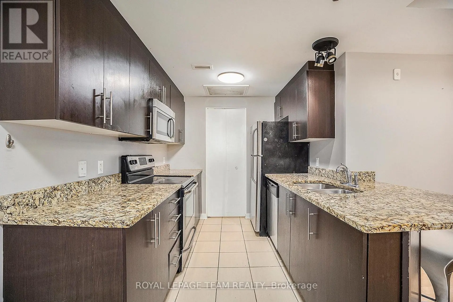 #404 456 KING EDWARD AVENUE - Image 6