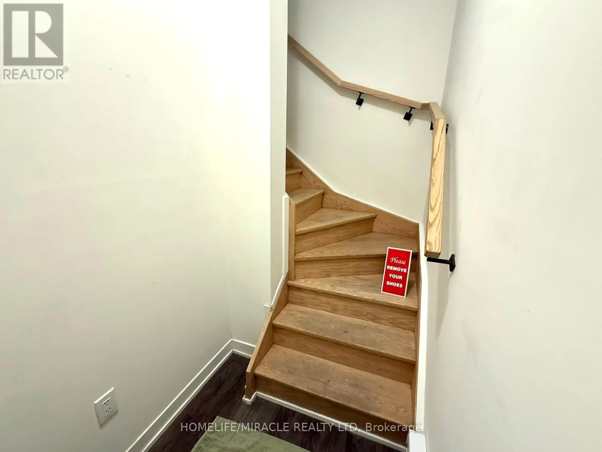 #924 2 STECKLEY HOUSE LANE - Image 11