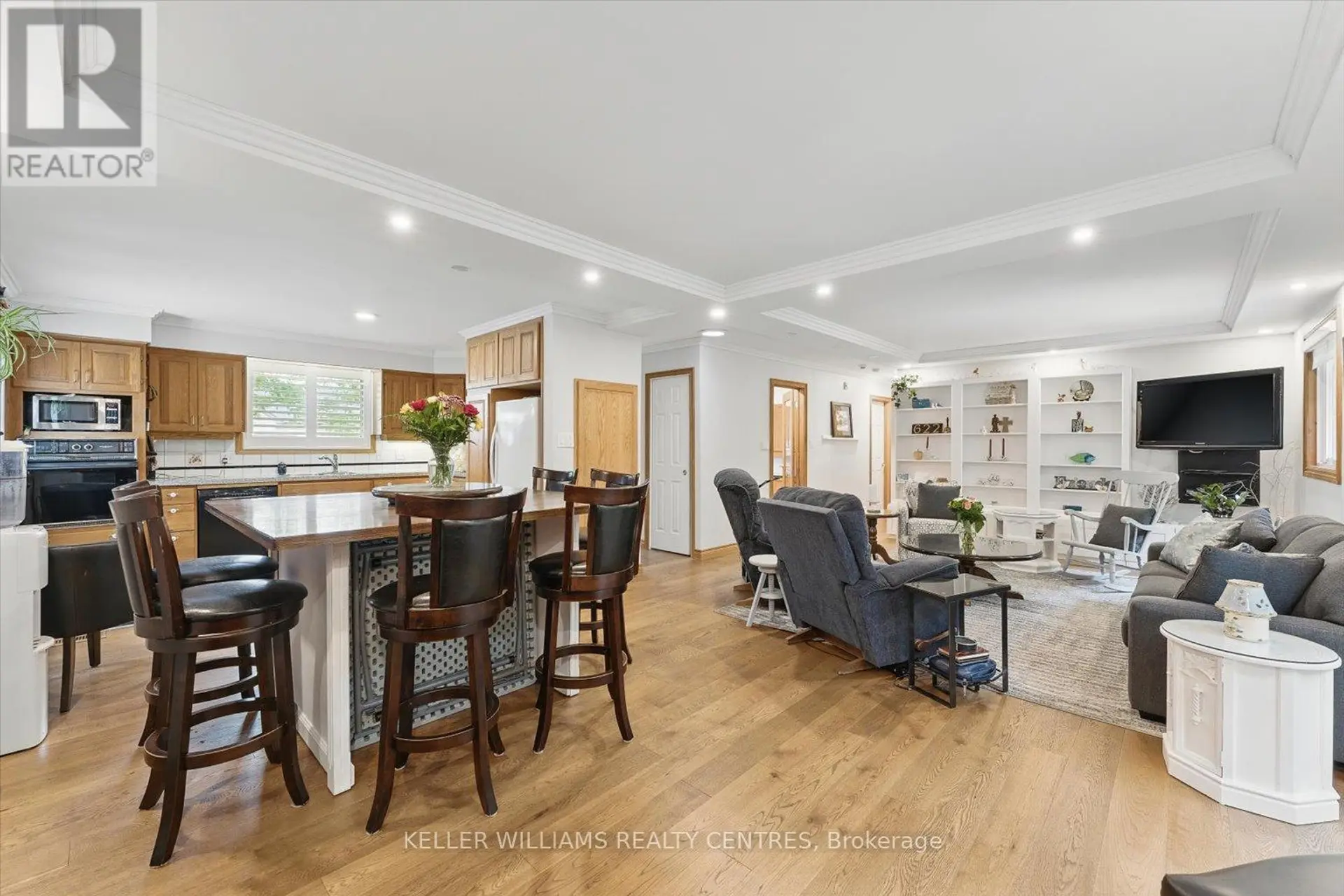 9 THOMPSON DRIVE - Image 4