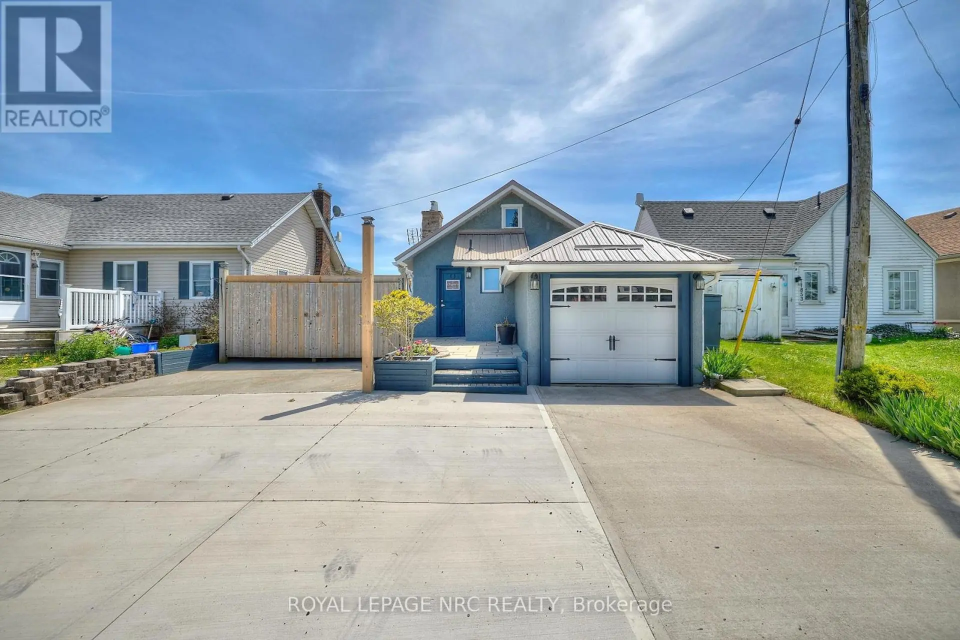 11851 LAKESHORE ROAD - Image 1