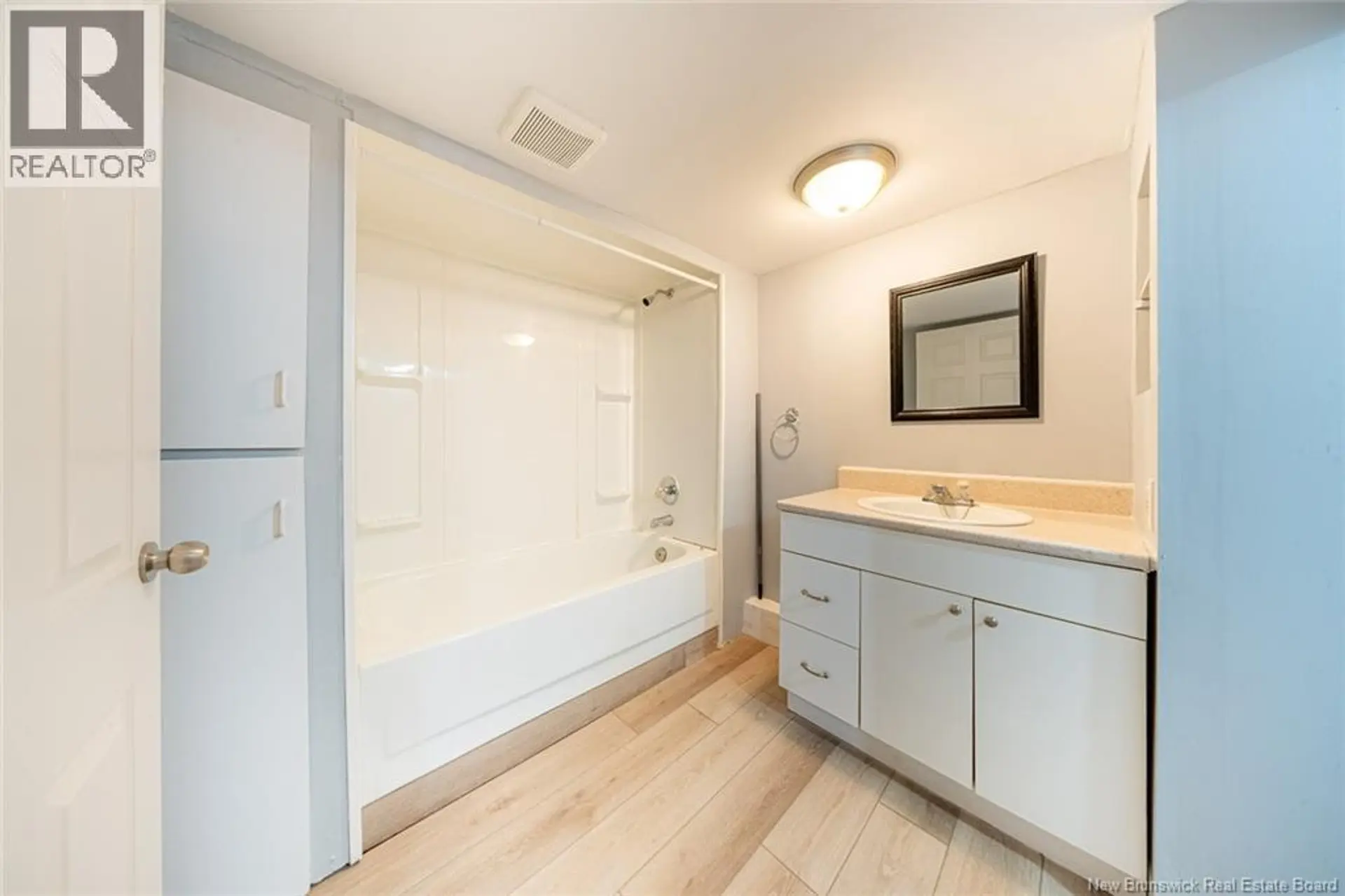 41 VAIL STREET - Image 15