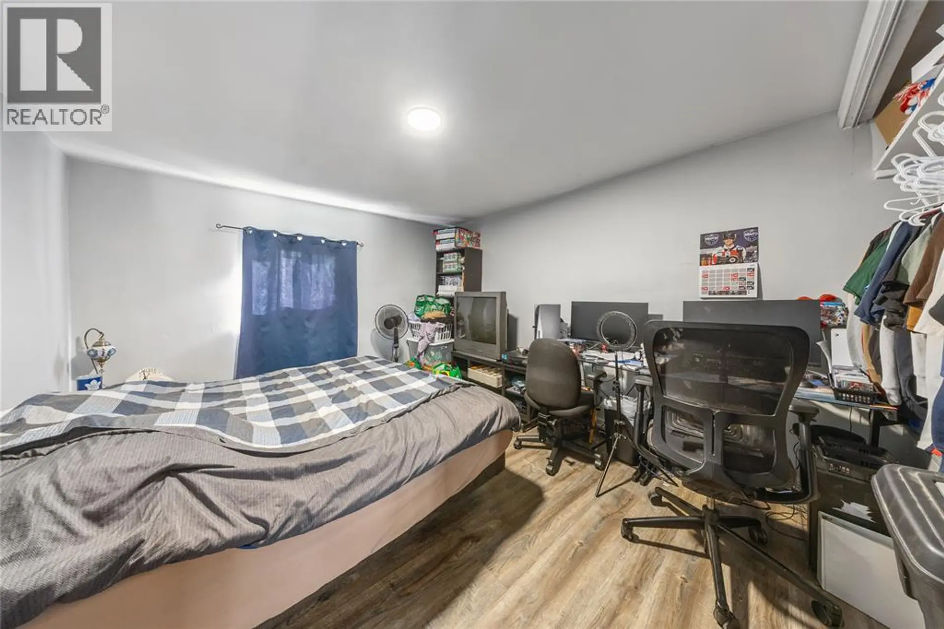 2 DANIELS PLACE - Image 7