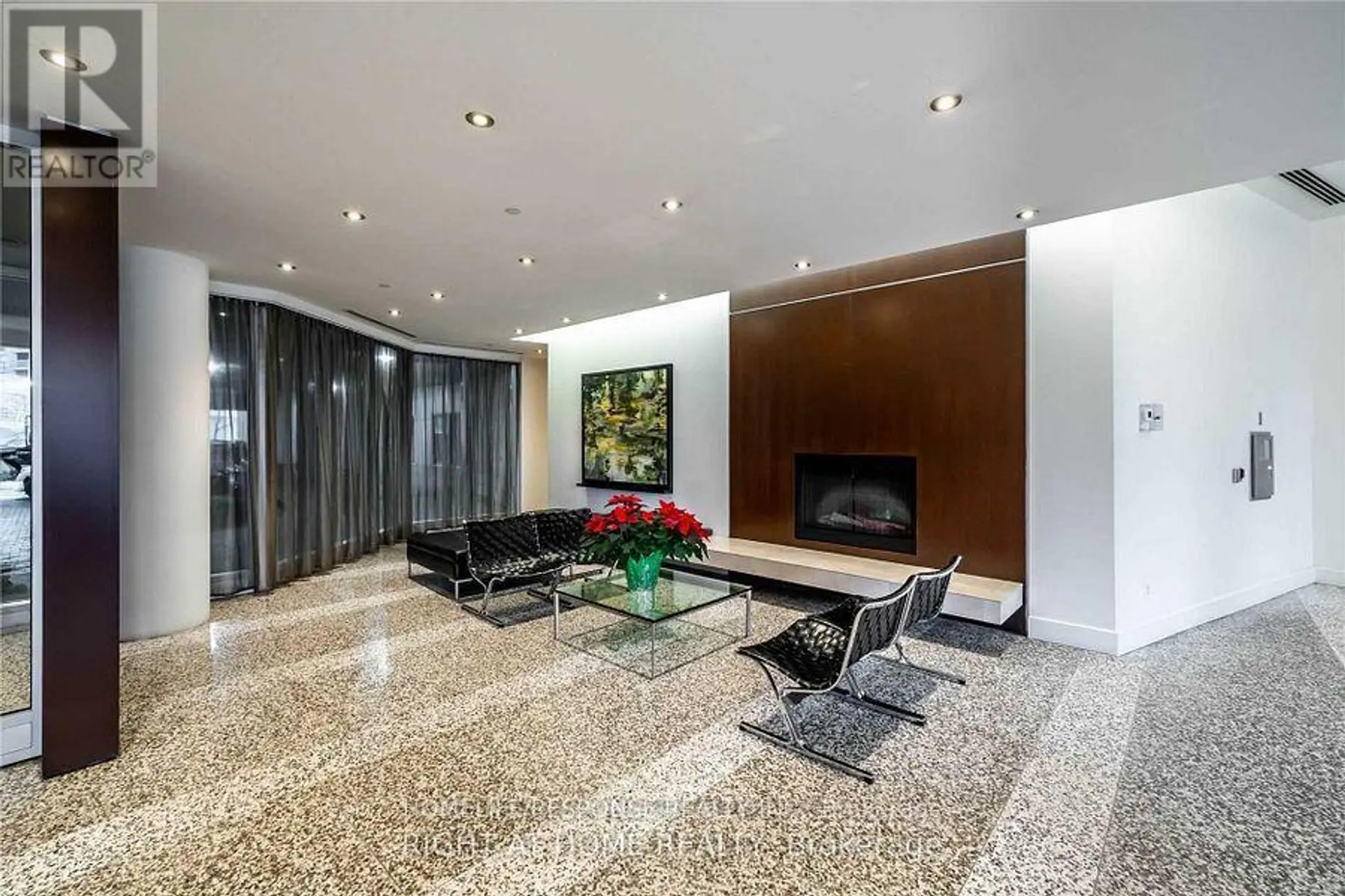 #1709 208 QUEENS QUAY - Image 2