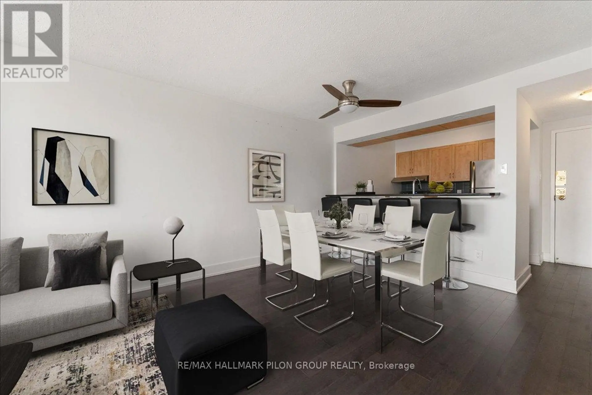 #902 154 NELSON STREET - Image 7