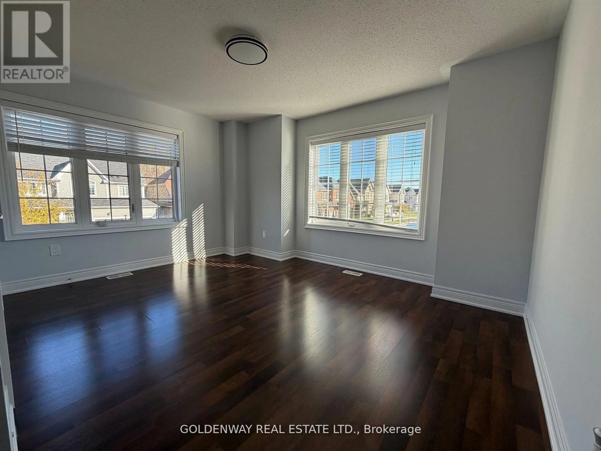 16 JERICHO AVENUE - Image 12