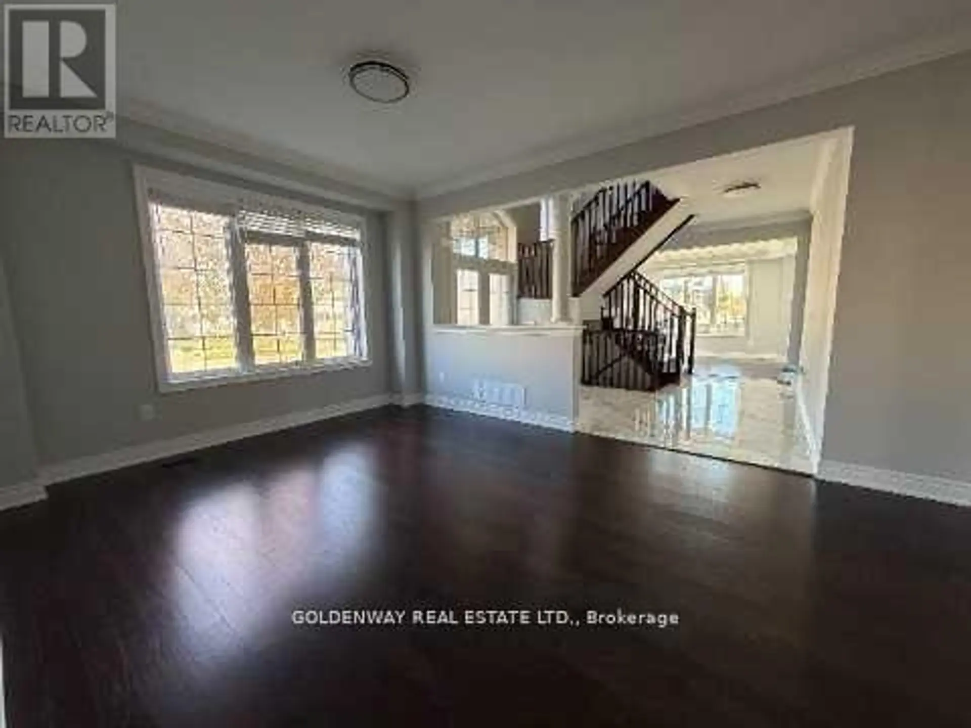 16 JERICHO AVENUE - Image 4