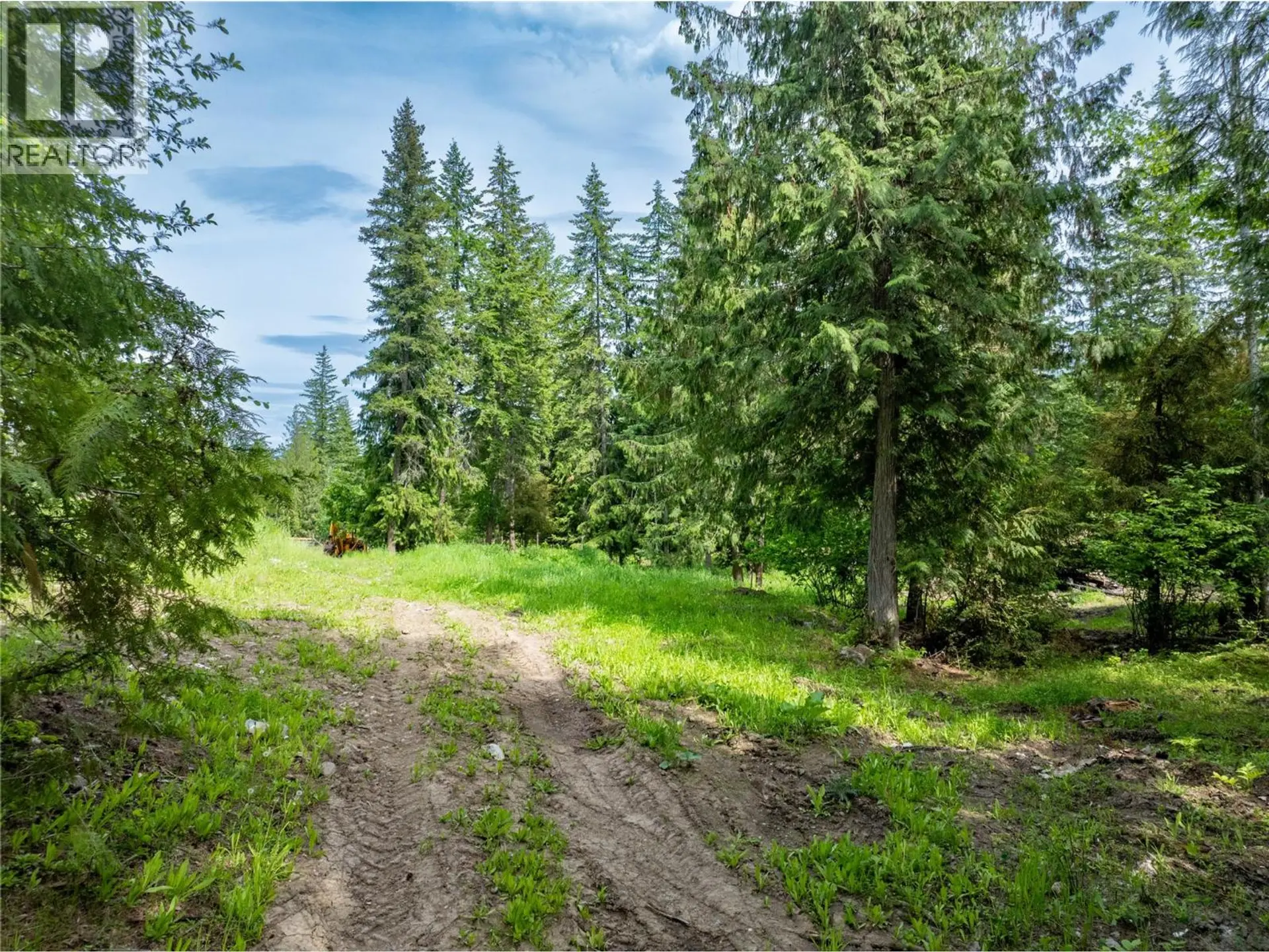Property at 3175 HAUTALA ROAD, Sorrento, BC