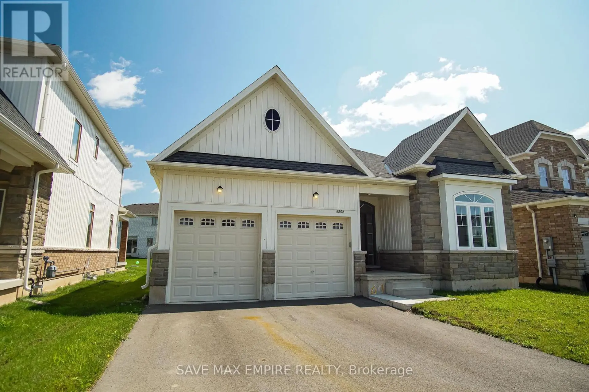 1202 GREEN ACRES DRIVE - Image 2