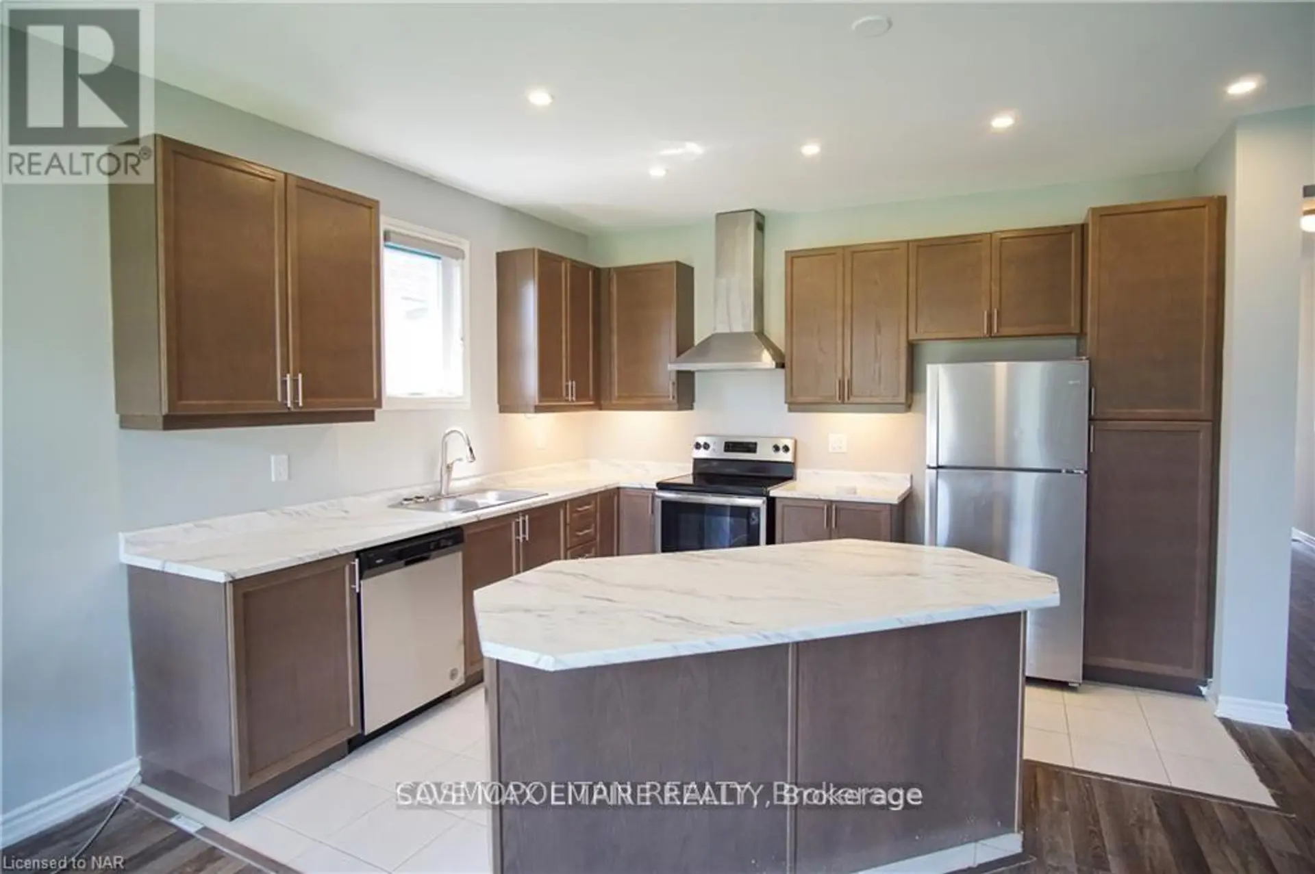 1202 GREEN ACRES DRIVE - Image 6