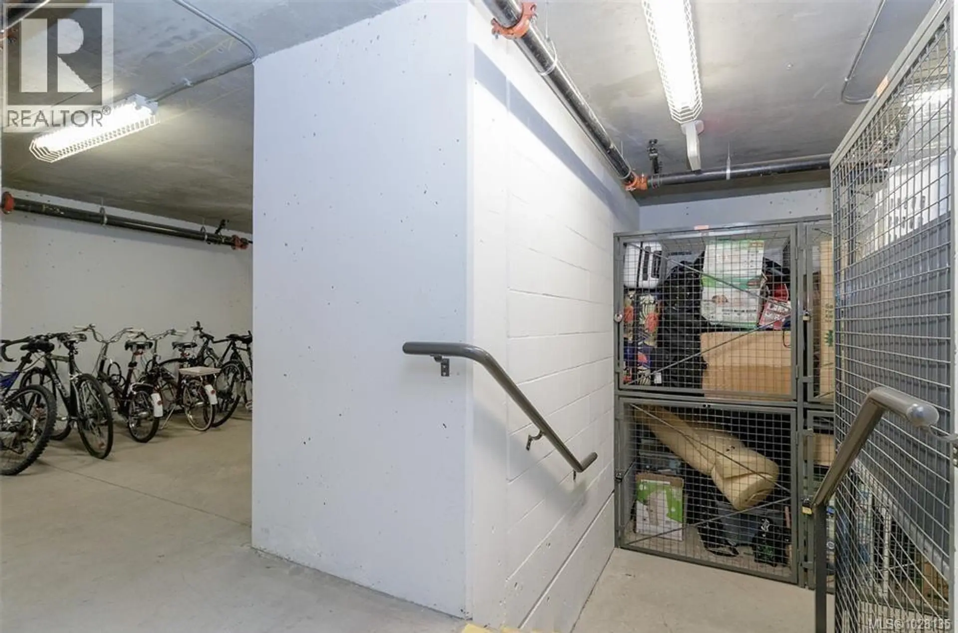 Property at #705 1090 JOHNSON ST, Victoria, BC