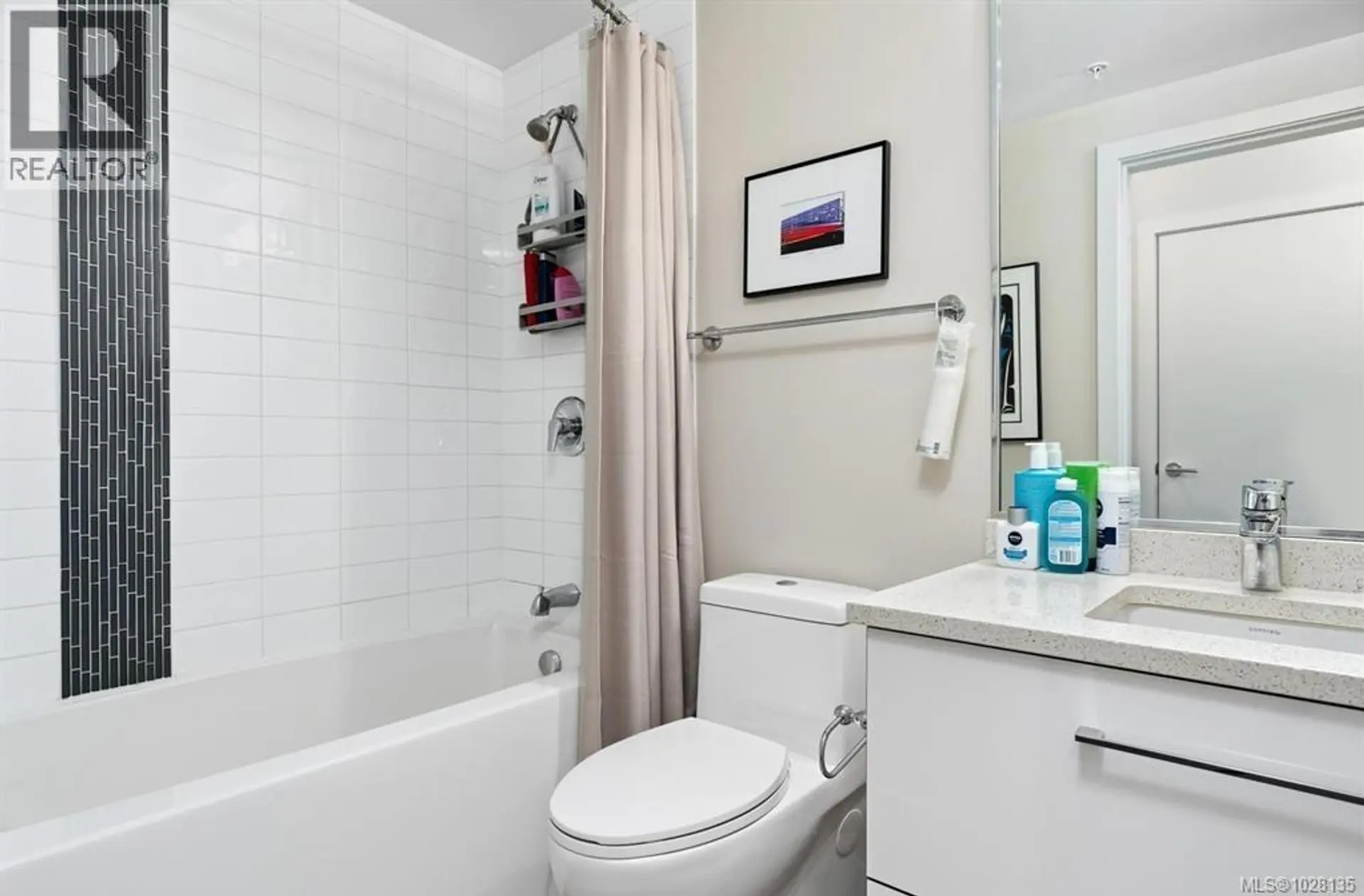 Property at #705 1090 JOHNSON ST, Victoria, BC