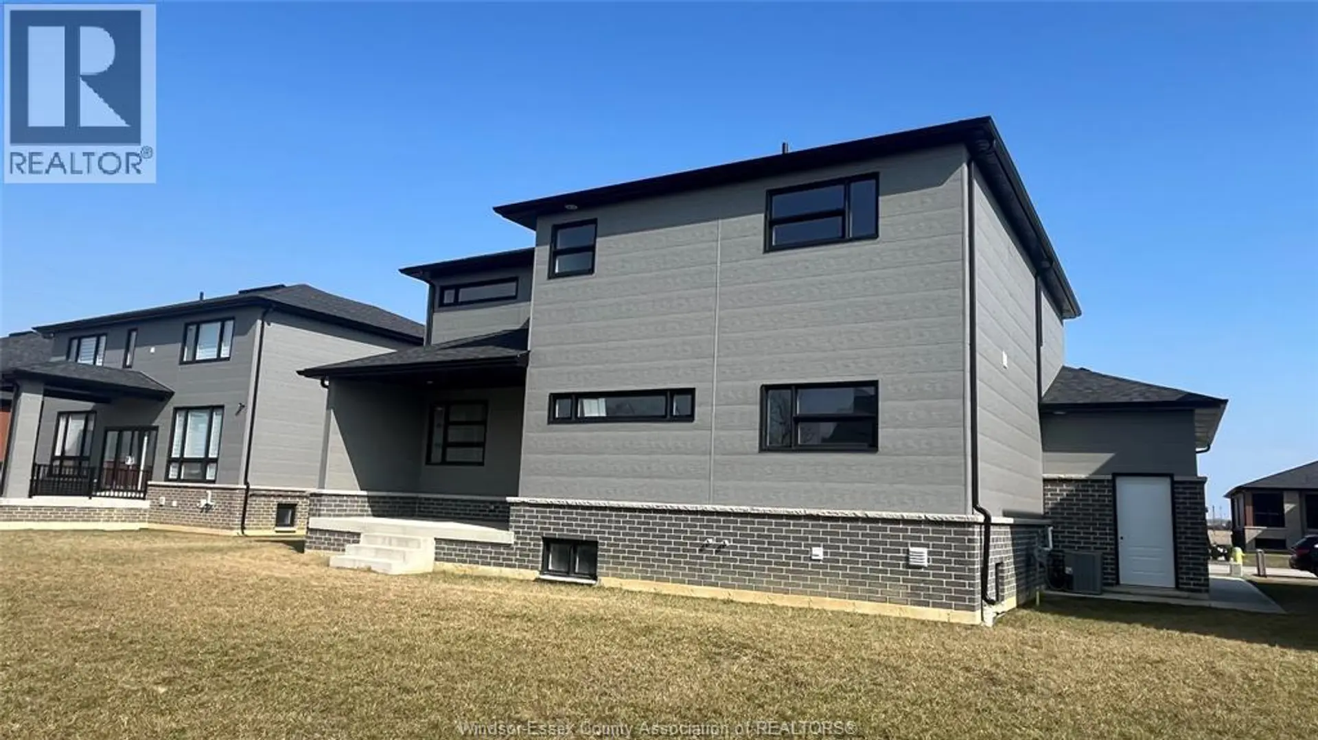 117 HAZEL CRESCENT - Image 4