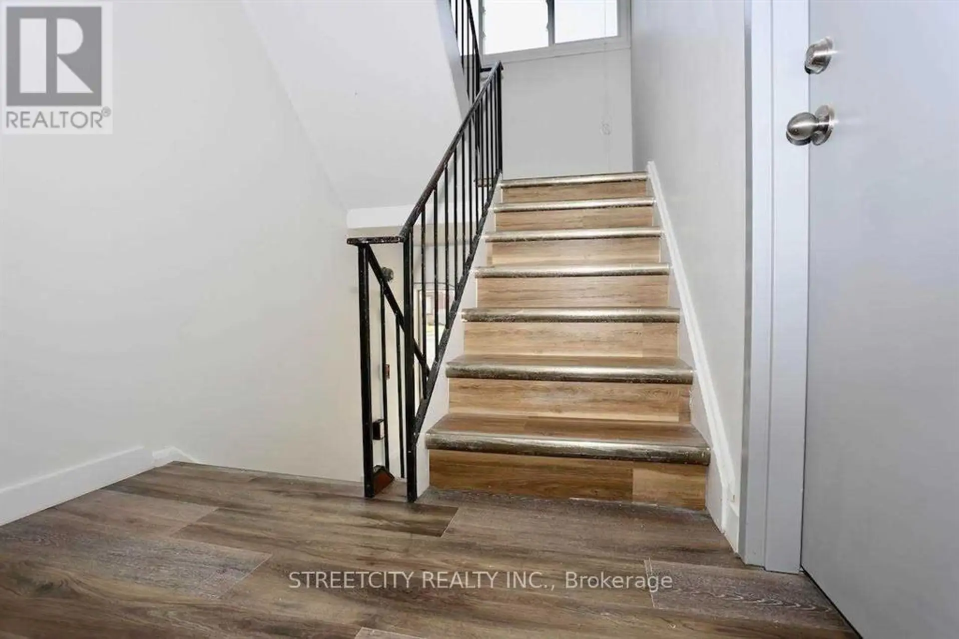 394 THIEL STREET - Image 16