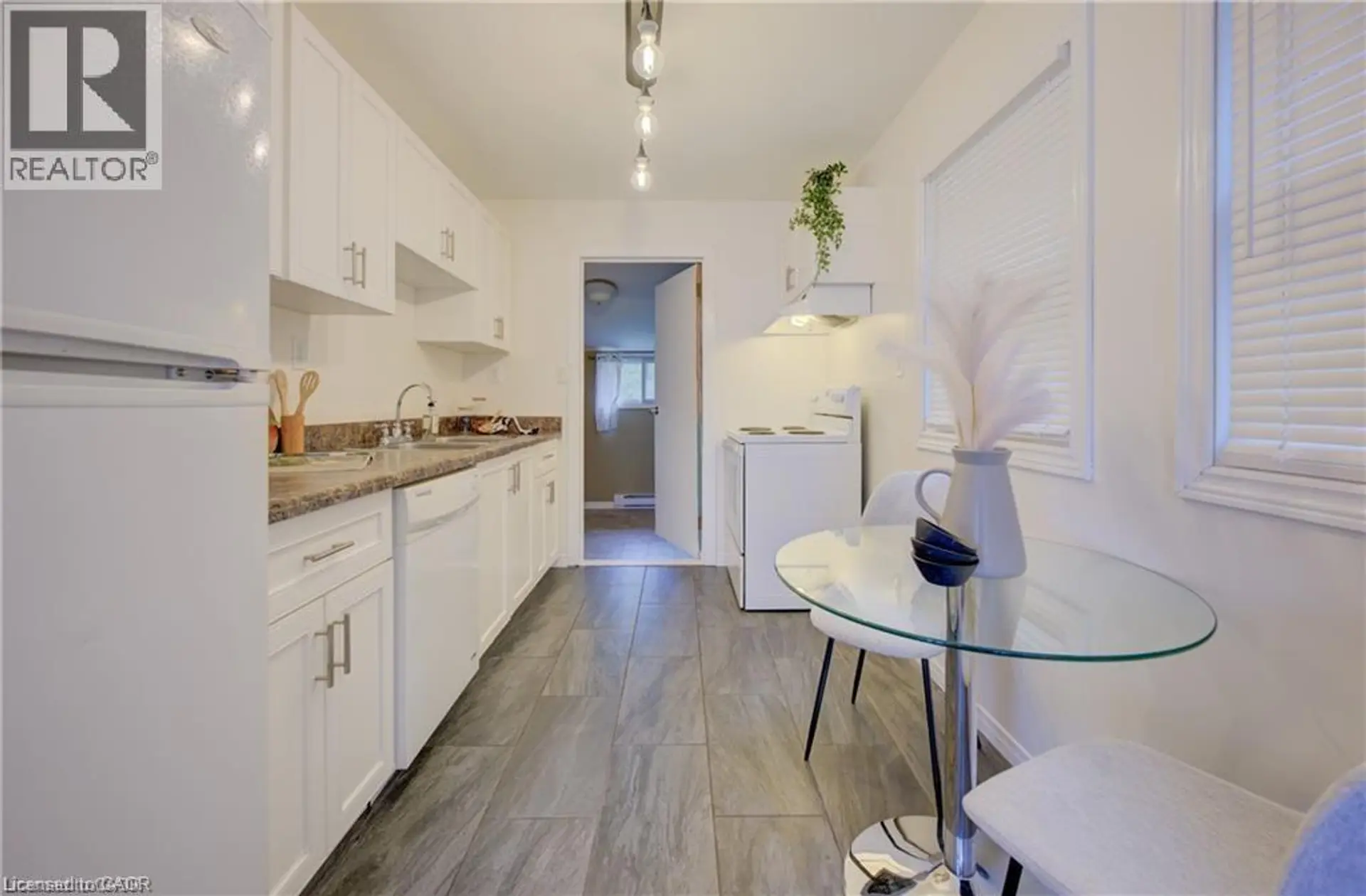 73 EAST 33RD STREET - Image 3