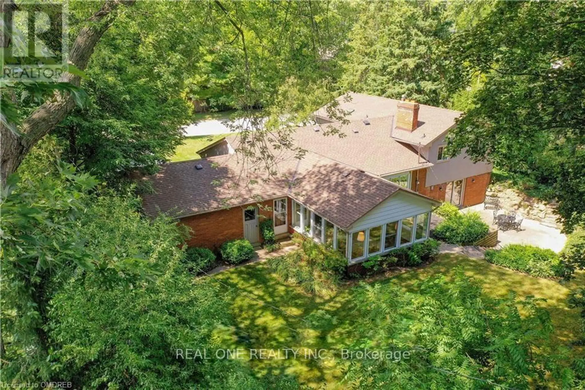 262 CARDINAL DRIVE - Image 10