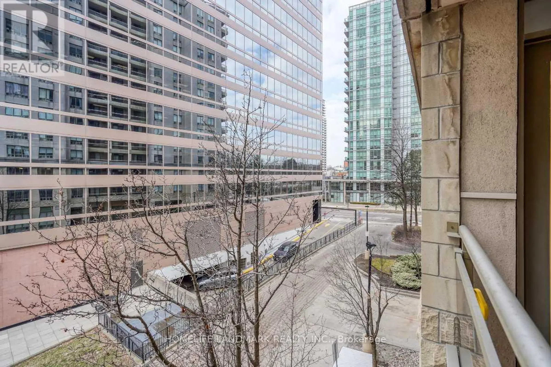 #302 260 DORIS AVENUE - Image 19