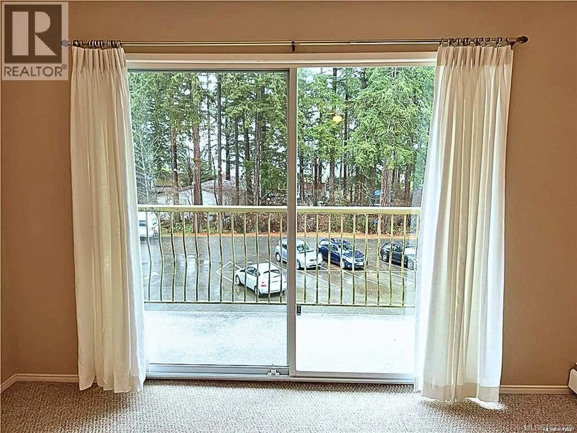 Property at #303 322 BIRCH ST, Campbell River, BC