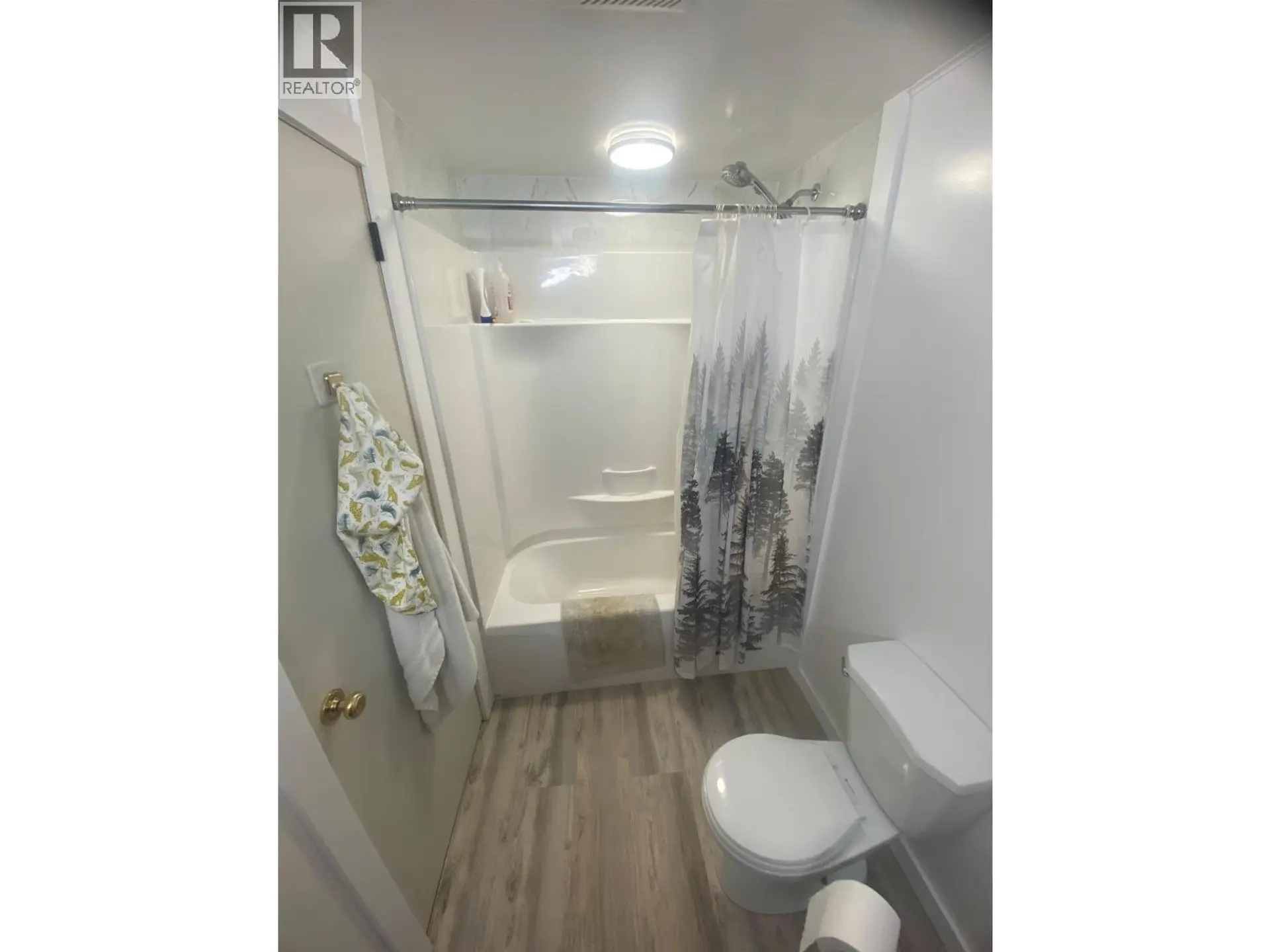 Property at 614 5TH AVENUE, Daajing Giids City, BC