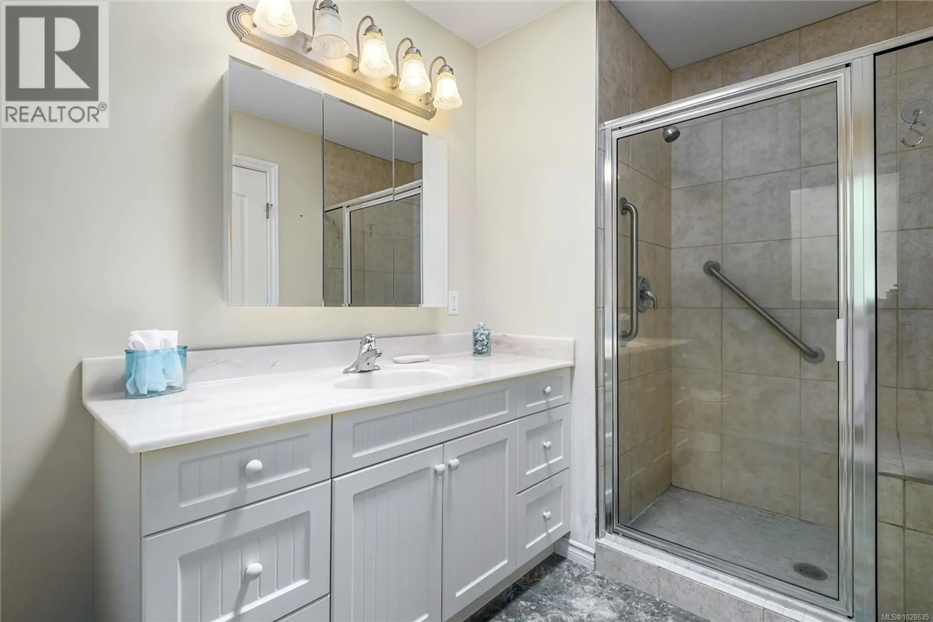 Property at 7478 YAKE RD, Fanny Bay, BC