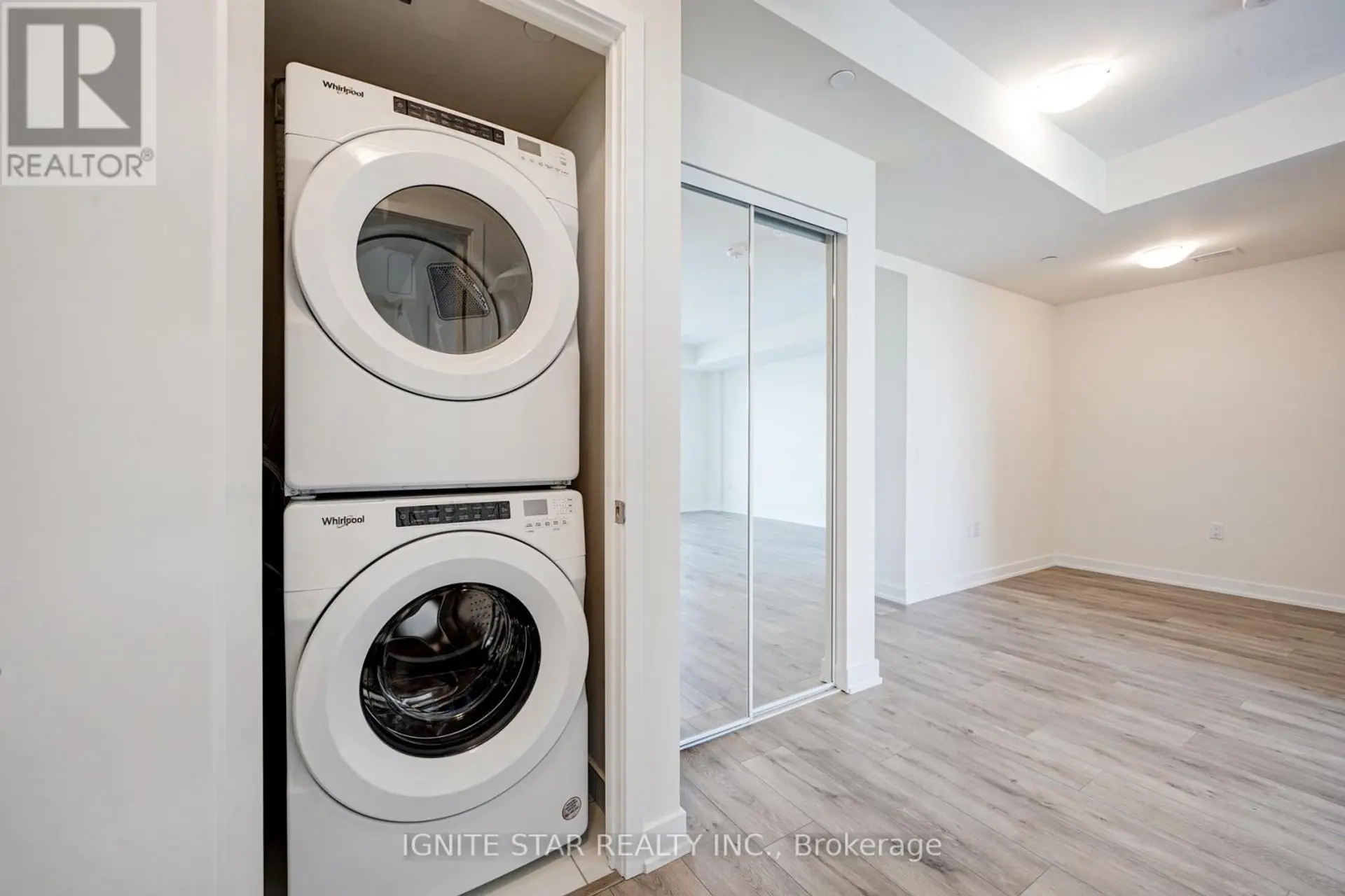#4008 28 FREELAND STREET - Image 12