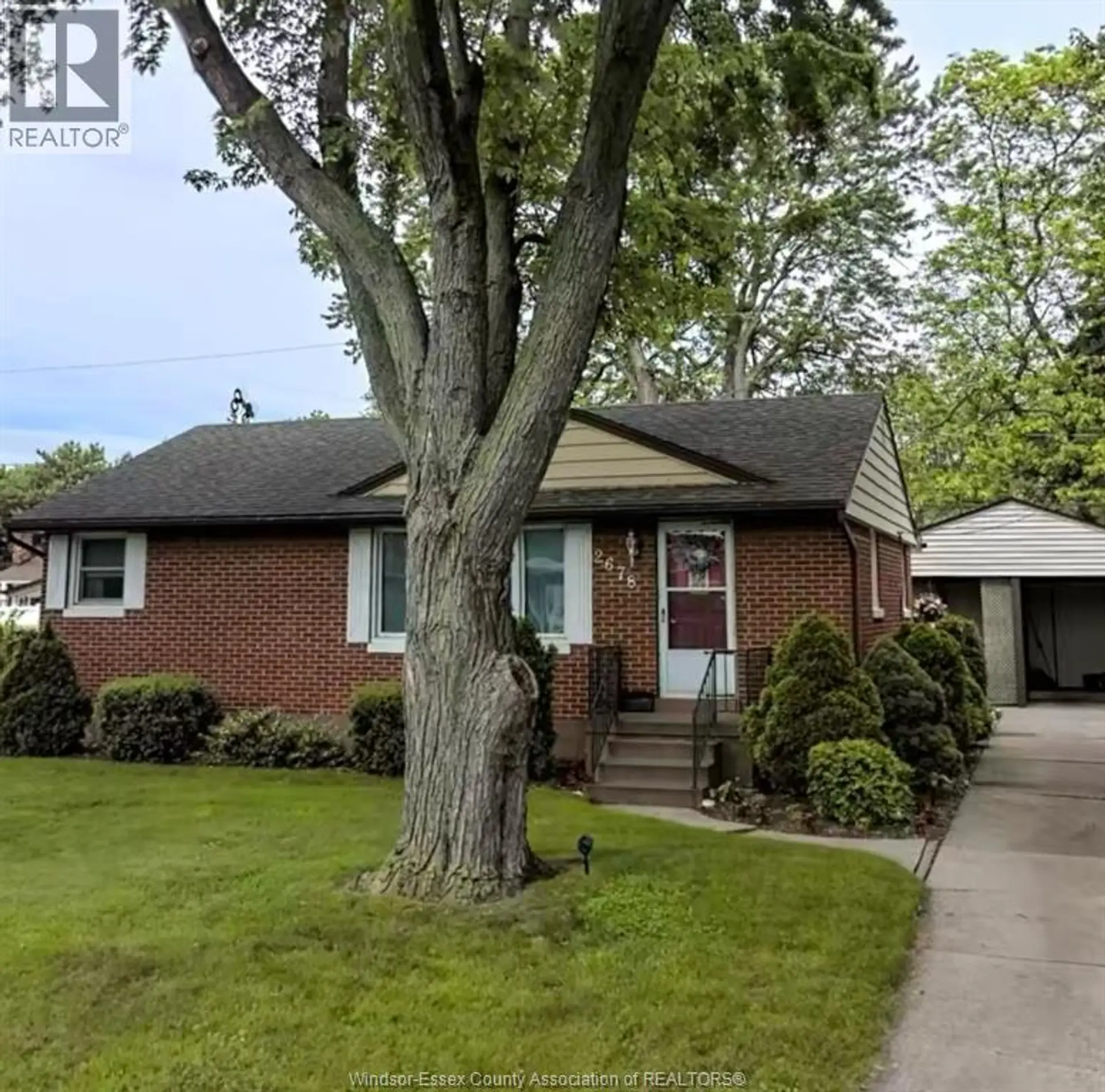 2678 ASKIN AVENUE - Image 1