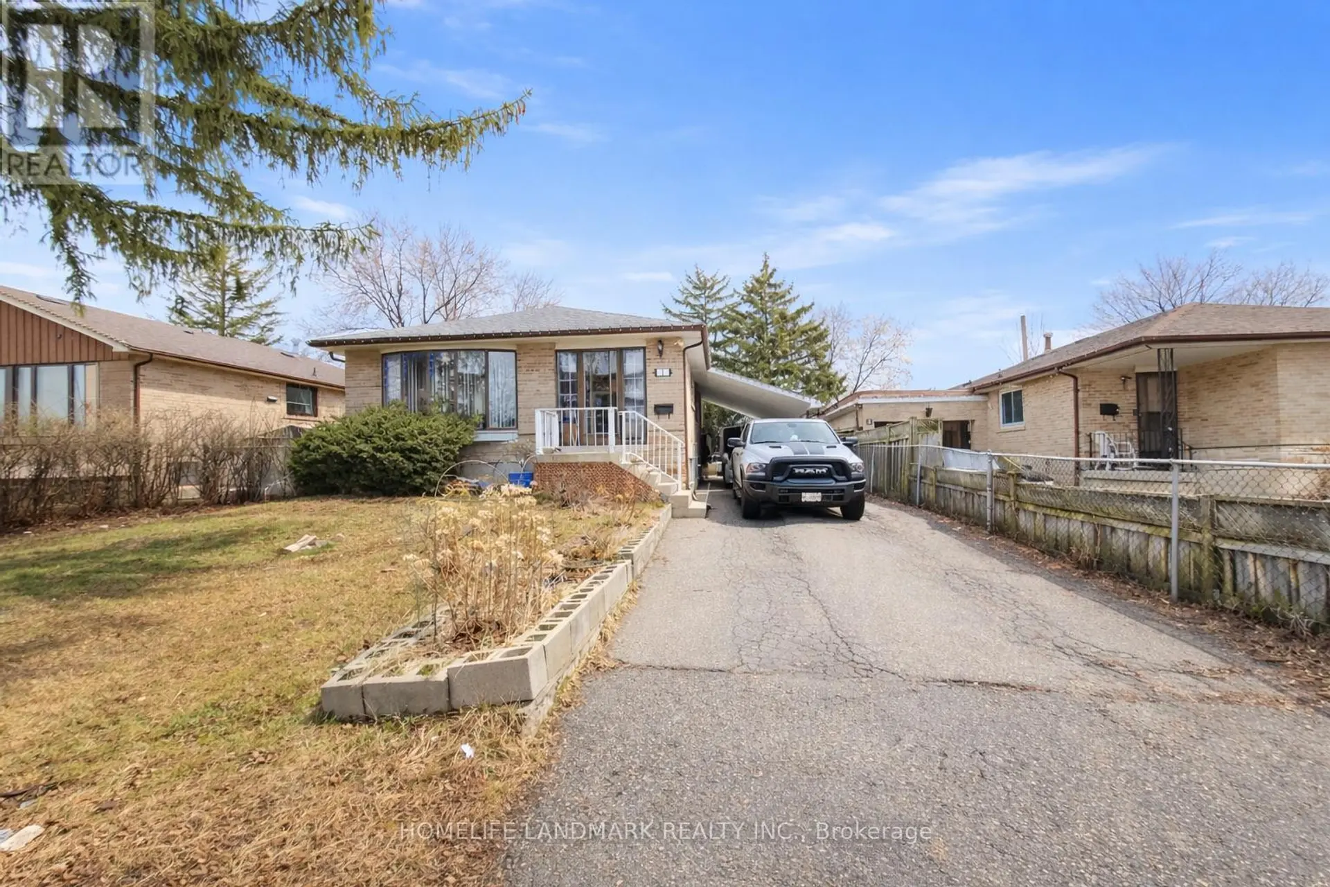 7 BURTONWOOD CRESCENT - Image 1
